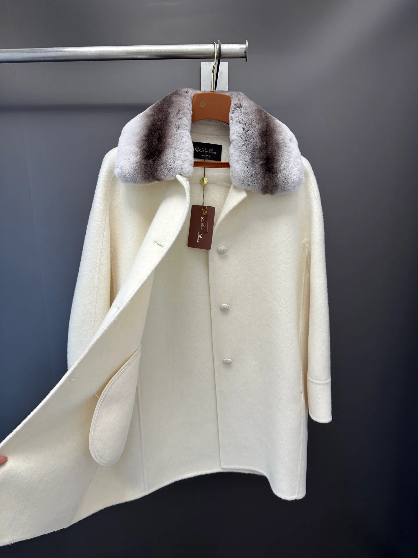 Пальто Женские Loro Piana 18226702