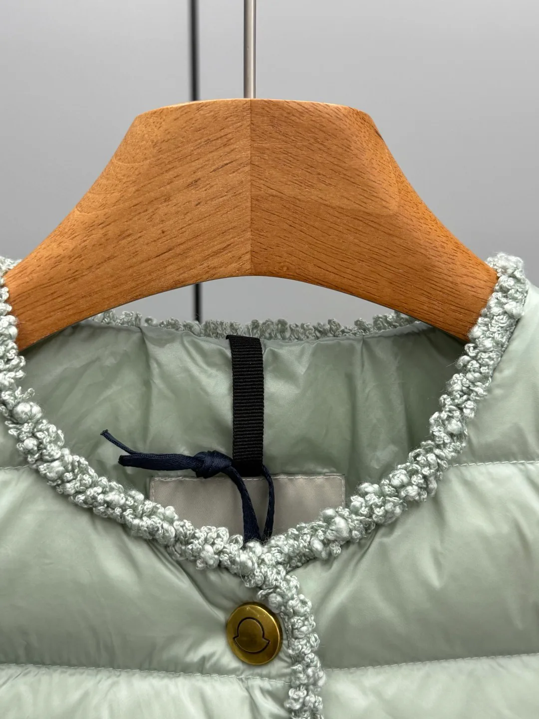 Куртки И Пуховики Женские Moncler 18002292
