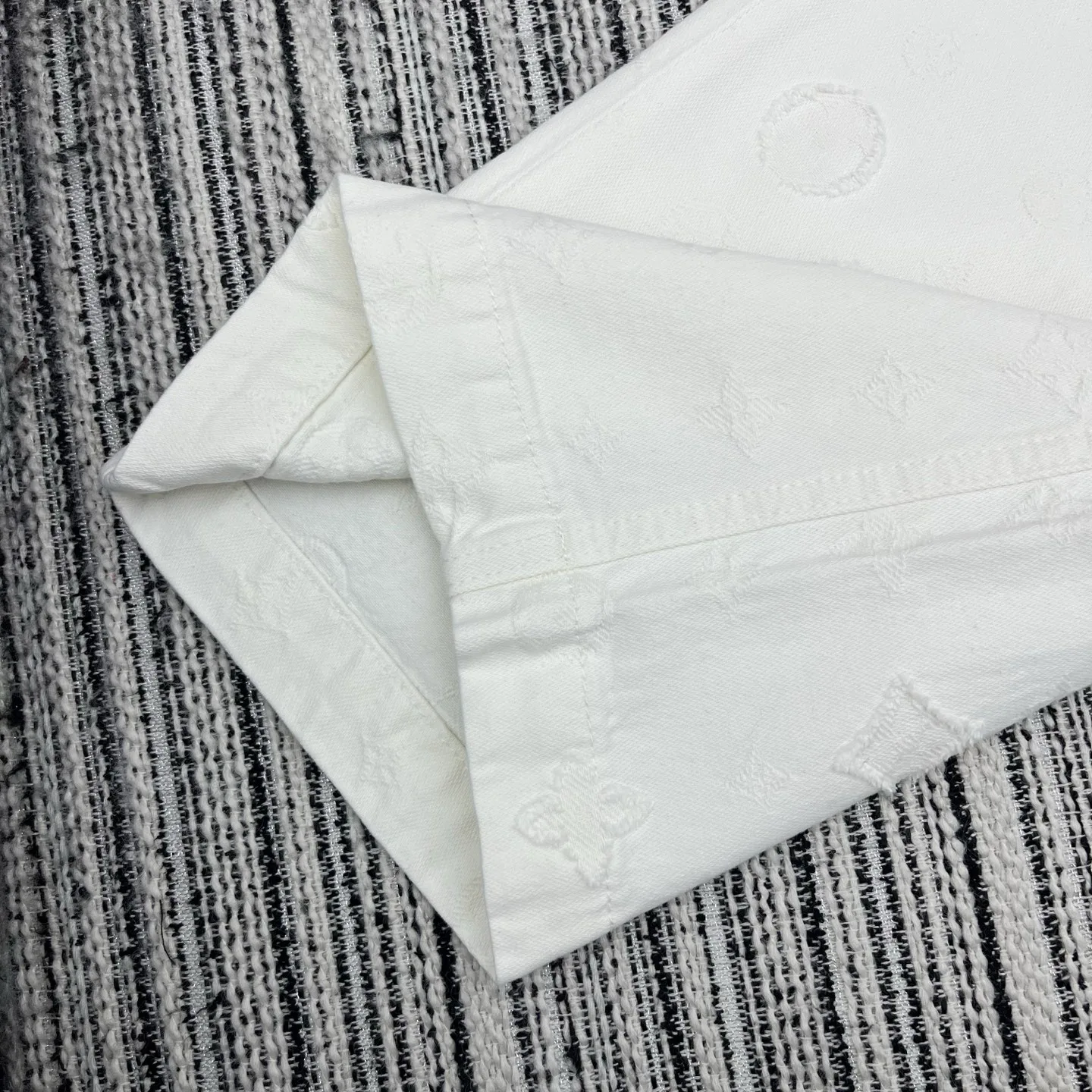 Джинсы Женские Louis Vuitton 1941843