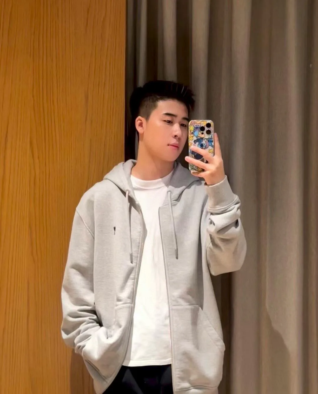 Свитшоты Мужские Ami Paris 452527