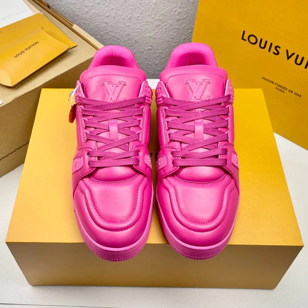 Кроссовки Женские Louis Vuitton 2679356