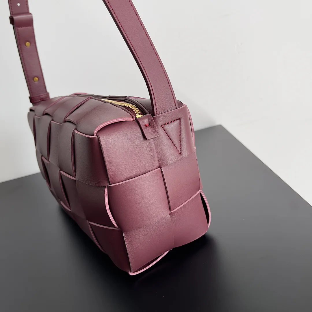 Классические Сумки Женские Bottega Veneta 18161084