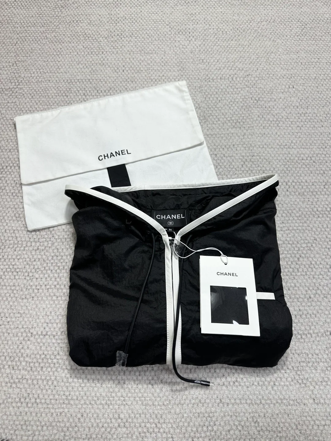 Куртки И Пуховики Женские Chanel 16907936