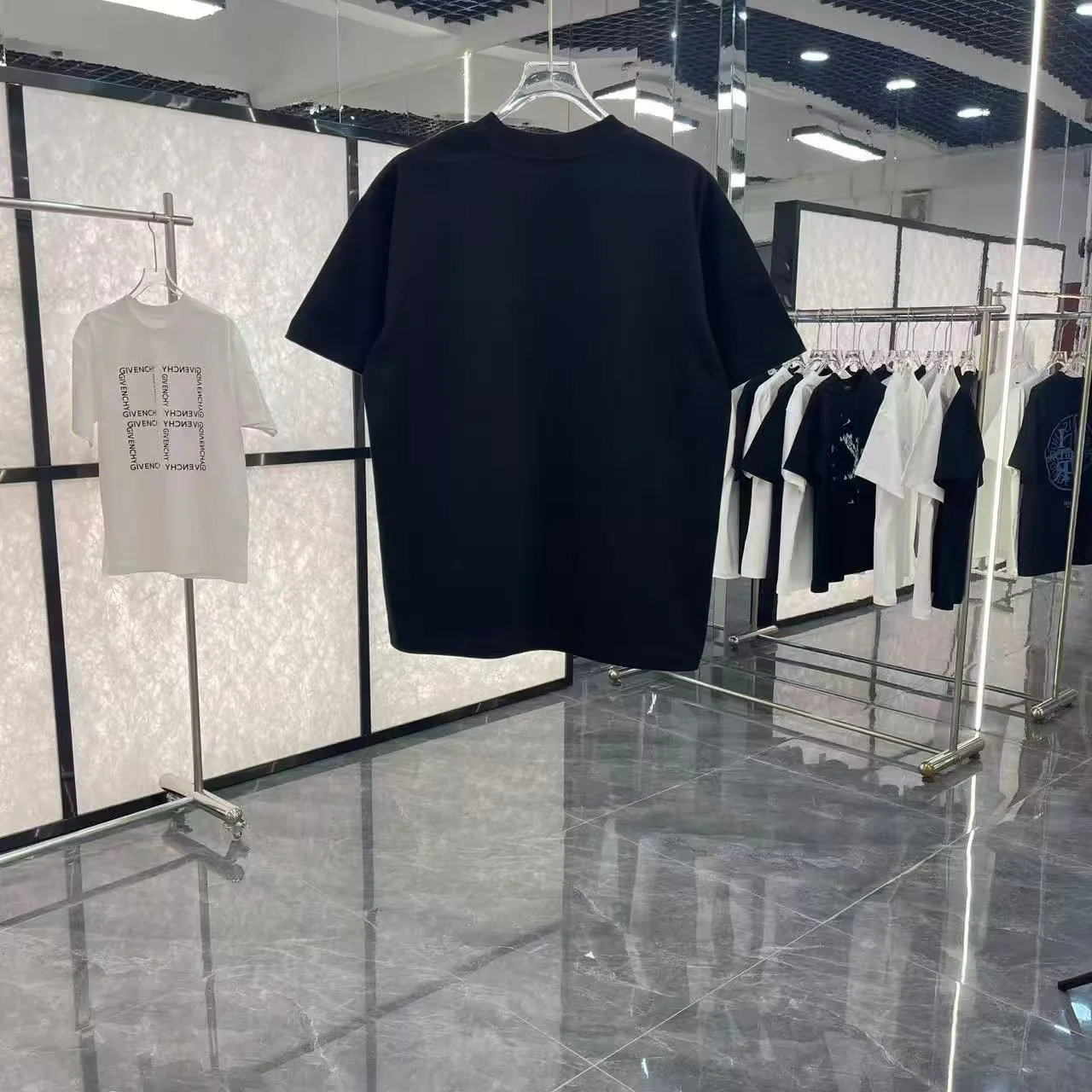 Футболки Мужские Givenchy 11346627