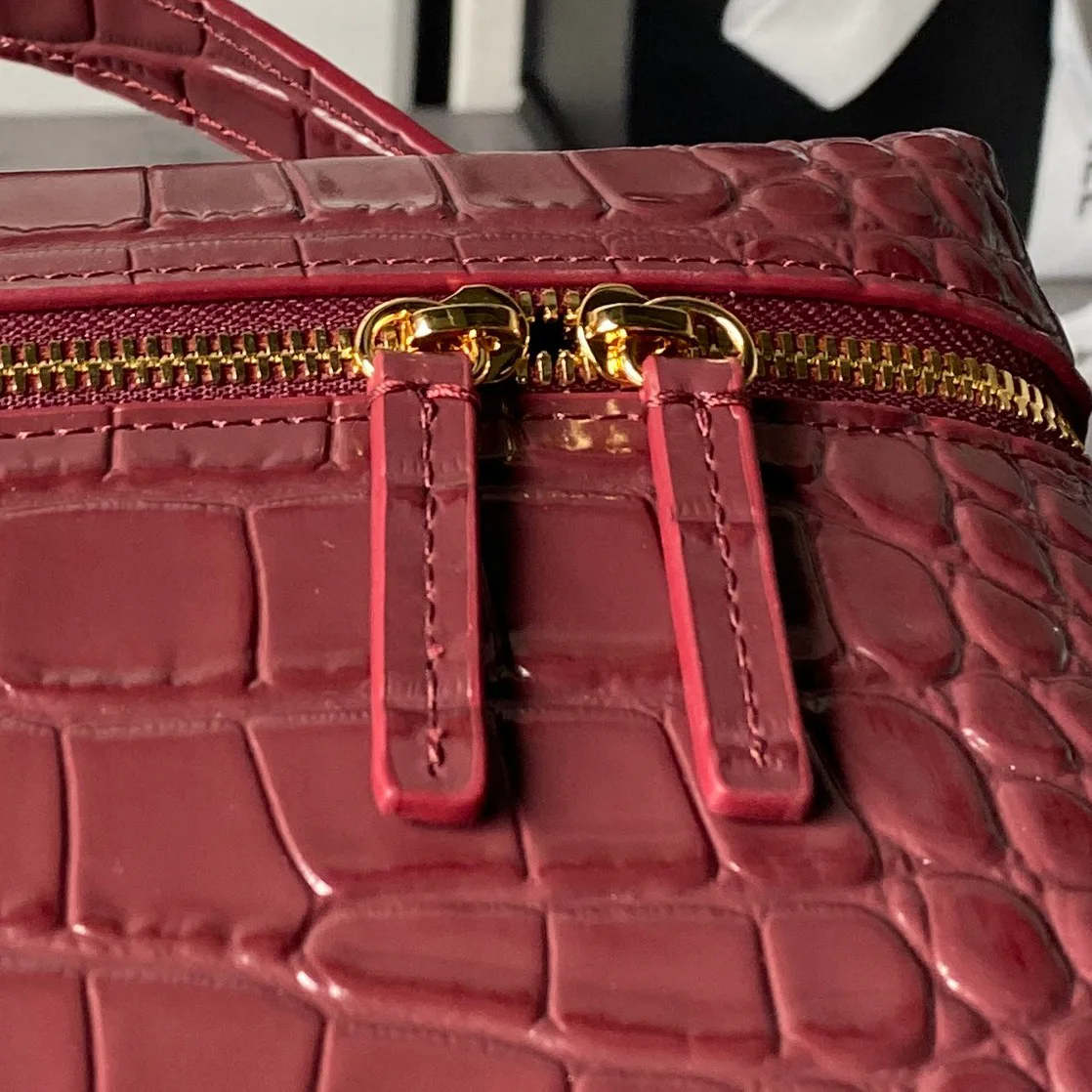 Классические Сумки Женские Chanel 18058242
