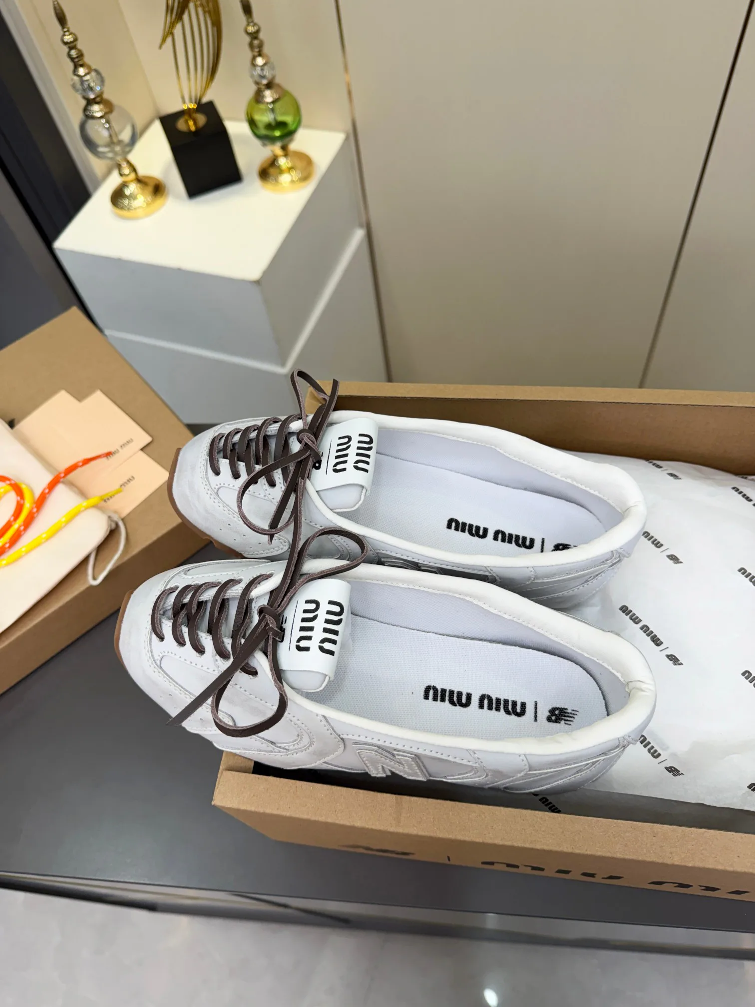 Кроссовки Женские Miu Miu 18740747