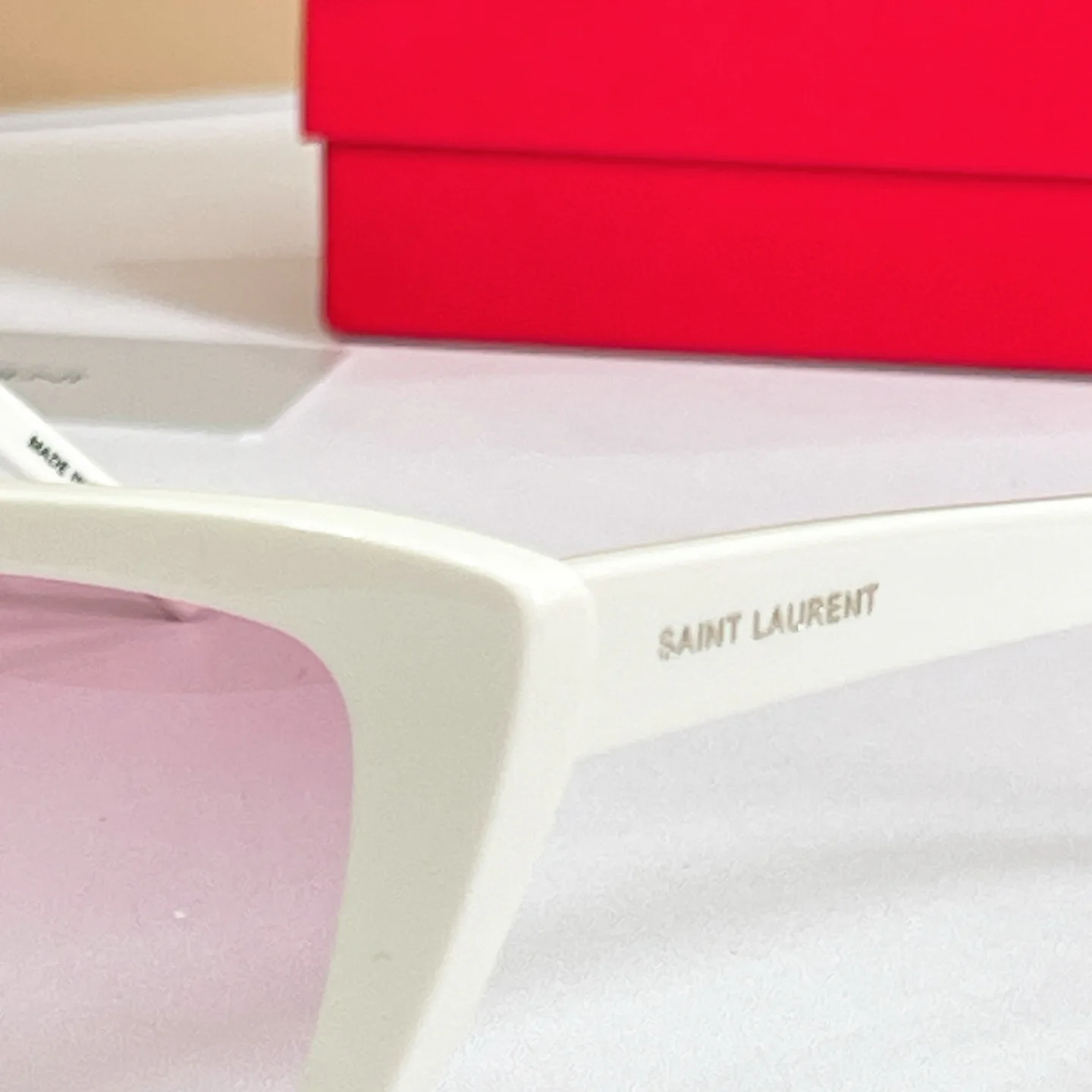 Очки Saint Laurent 17495847