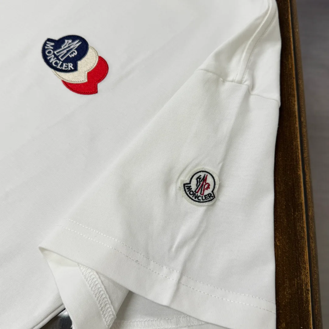 Футболки Женские Moncler 11393785