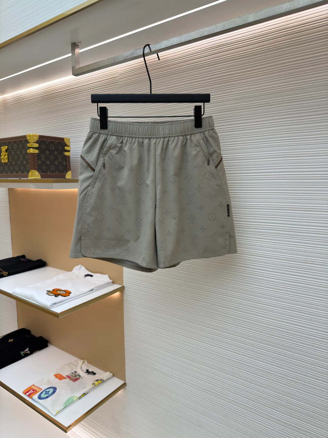 Шорты Мужские Louis Vuitton 17054888