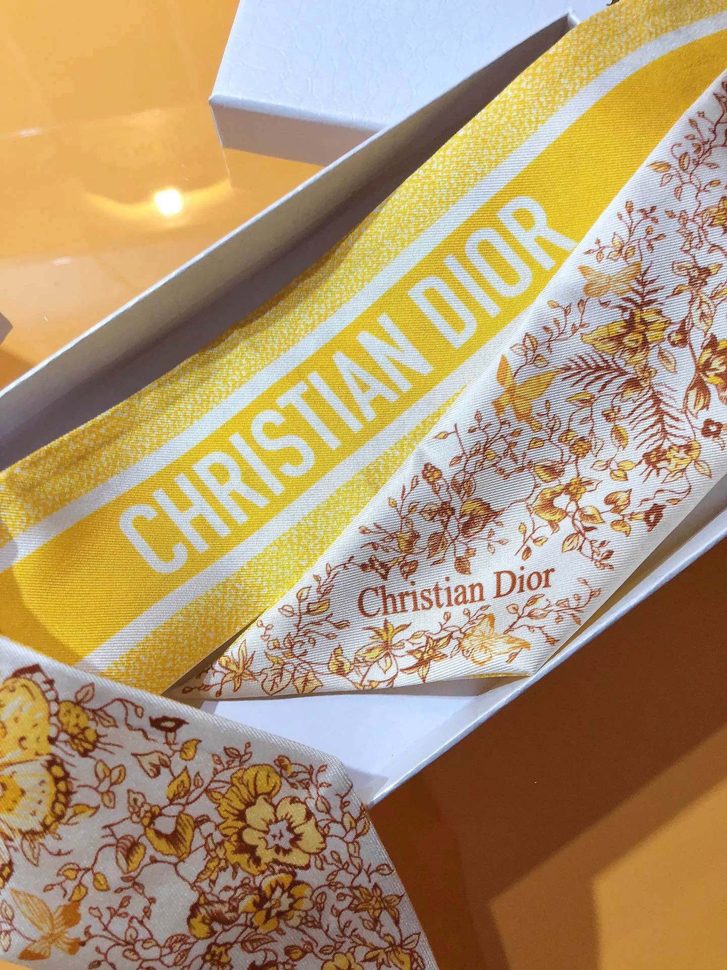 Платки Christian Dior 17757844
