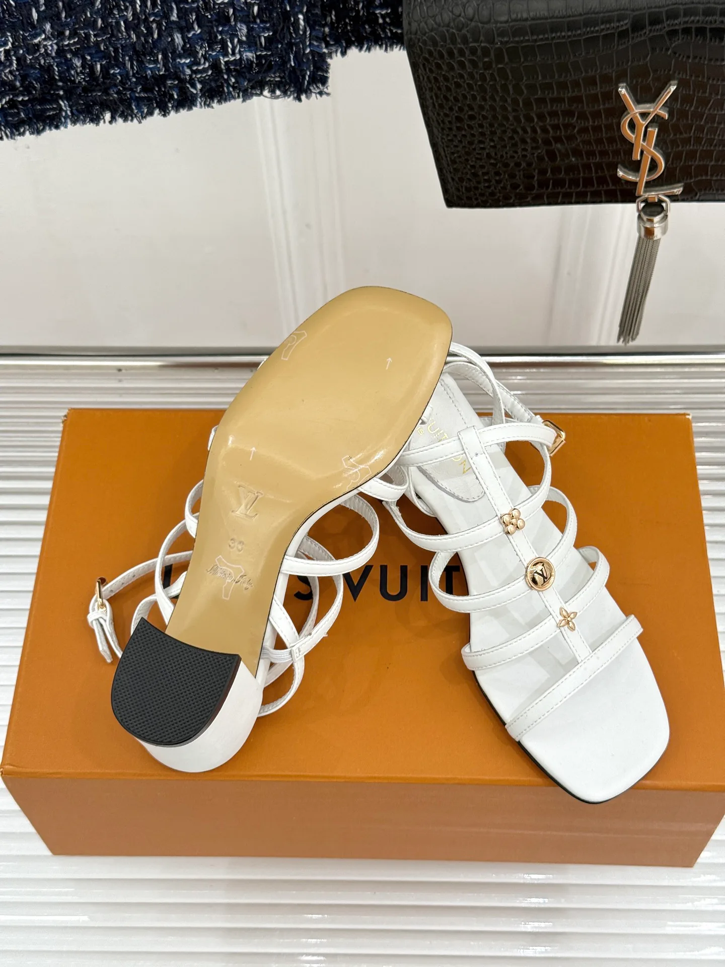 Босоножки Женские Louis Vuitton 17234887