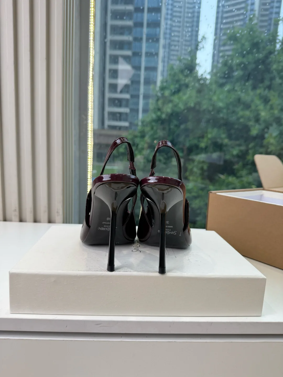 Туфли Женские Saint Laurent 18104131