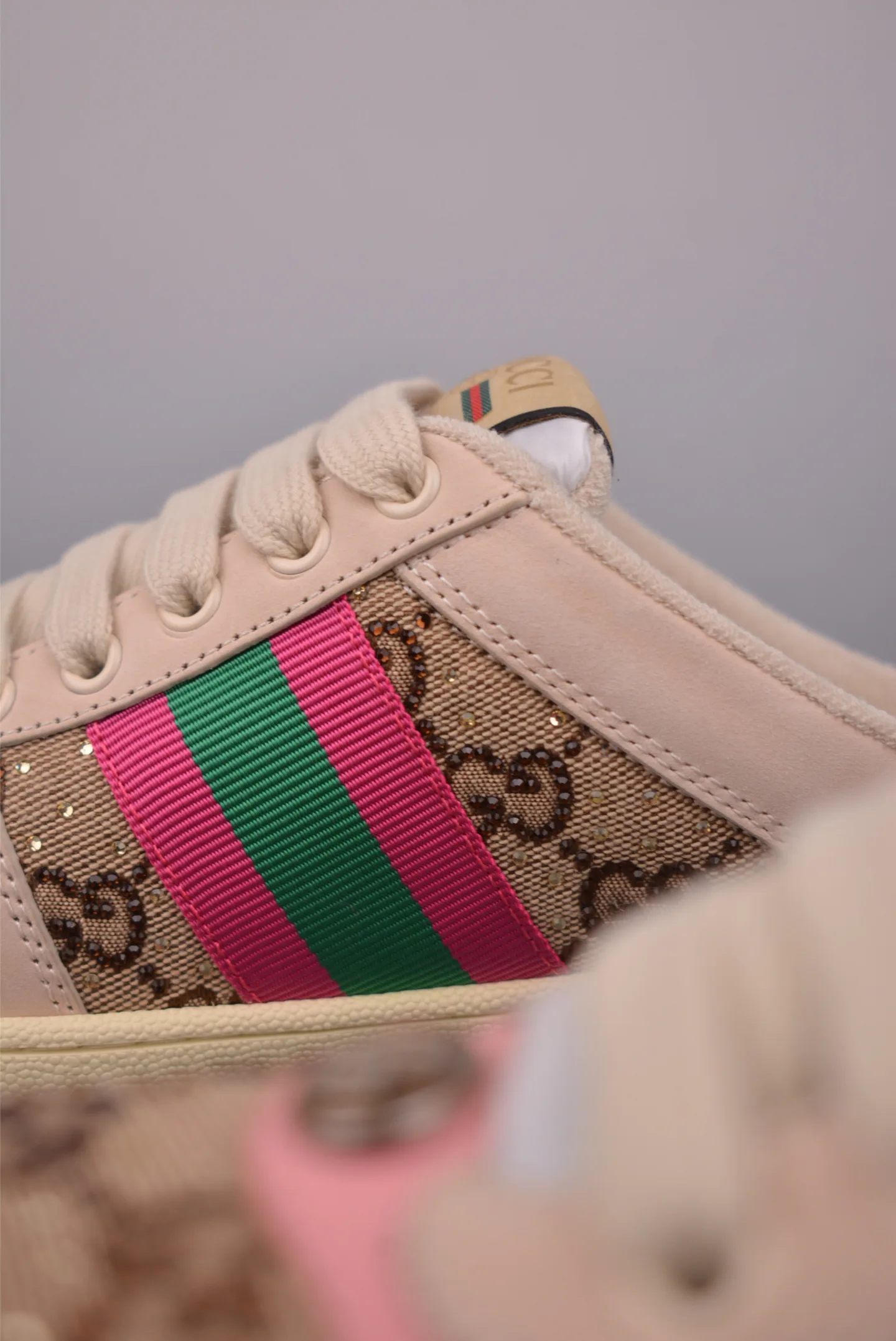Кроссовки Женские Gucci 12962291