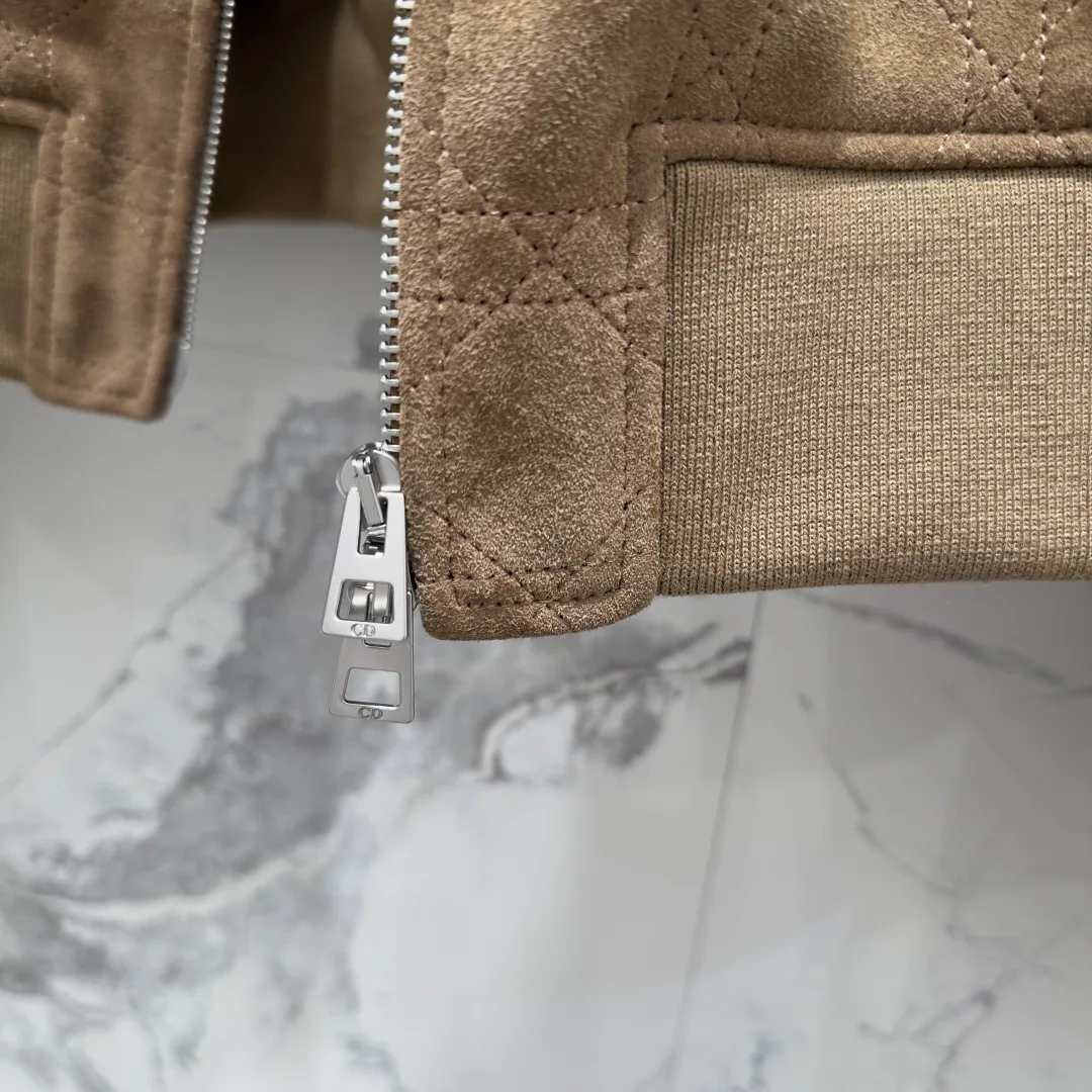 Кожаные Куртки И Дублёнки Женские Christian Dior 11146713