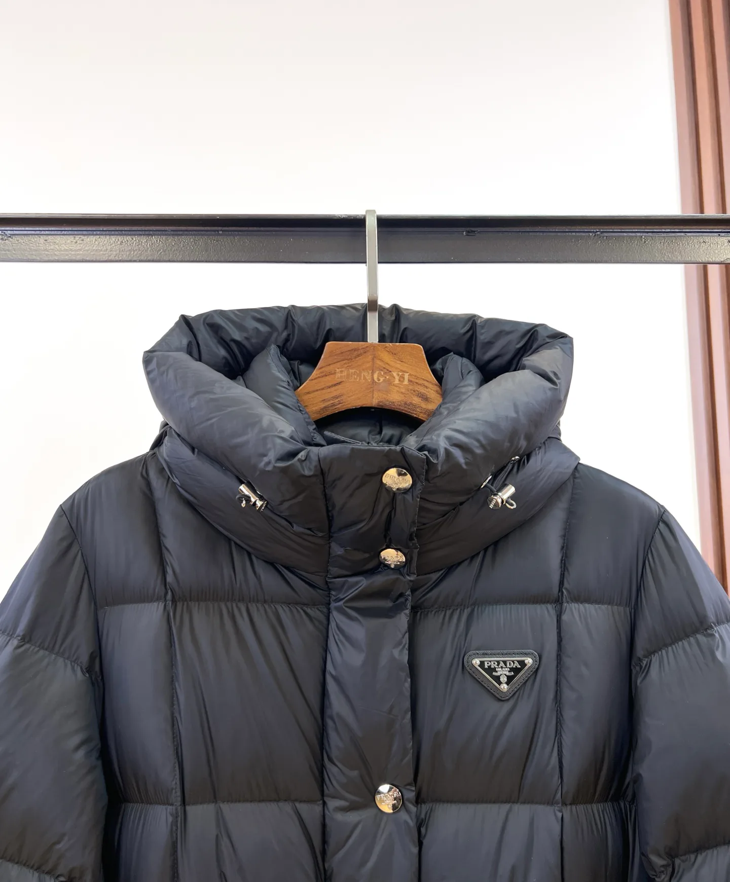 Куртки И Пуховики Женские Prada 18741925