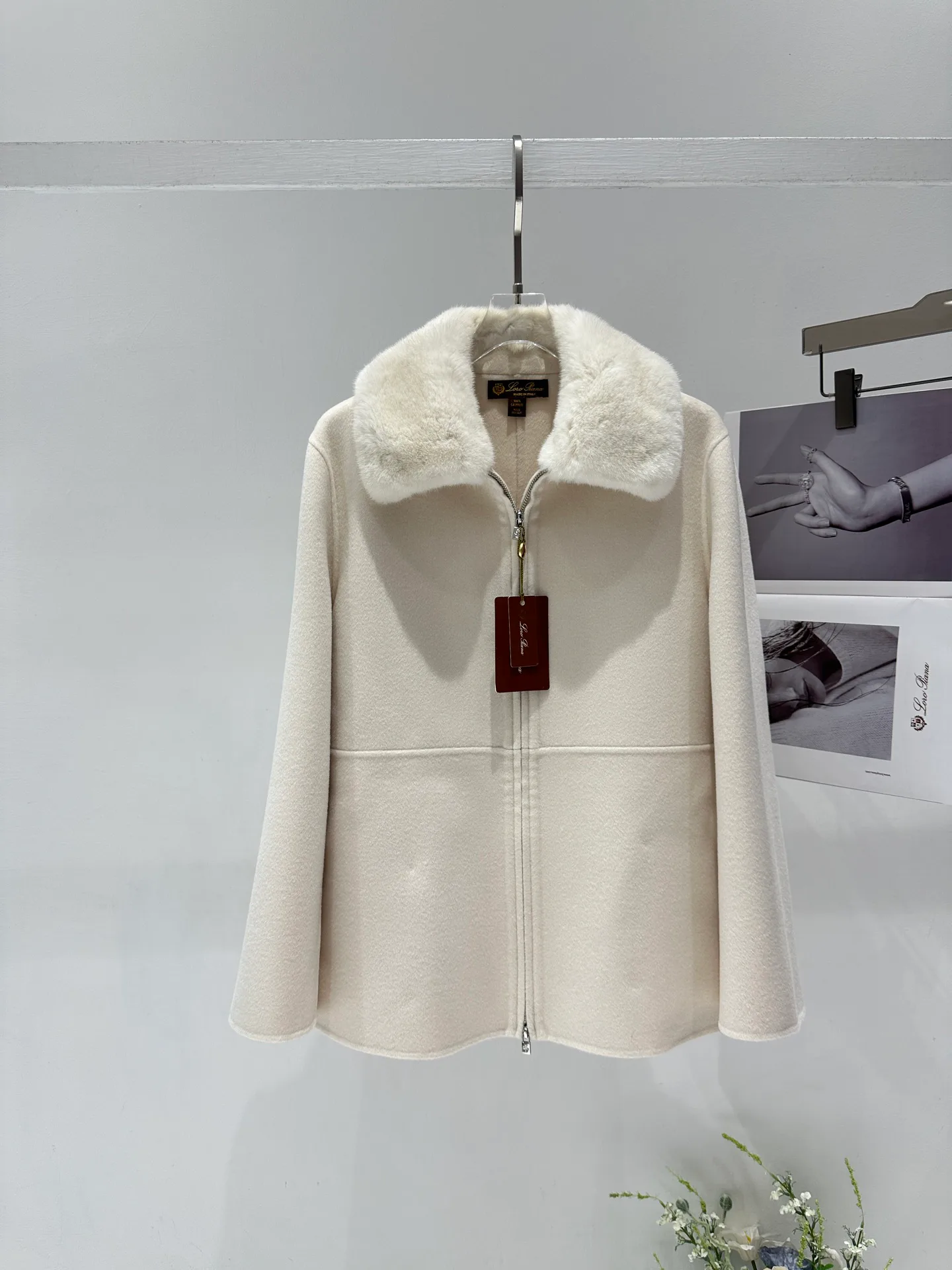 Пальто Женские Loro Piana 18082915