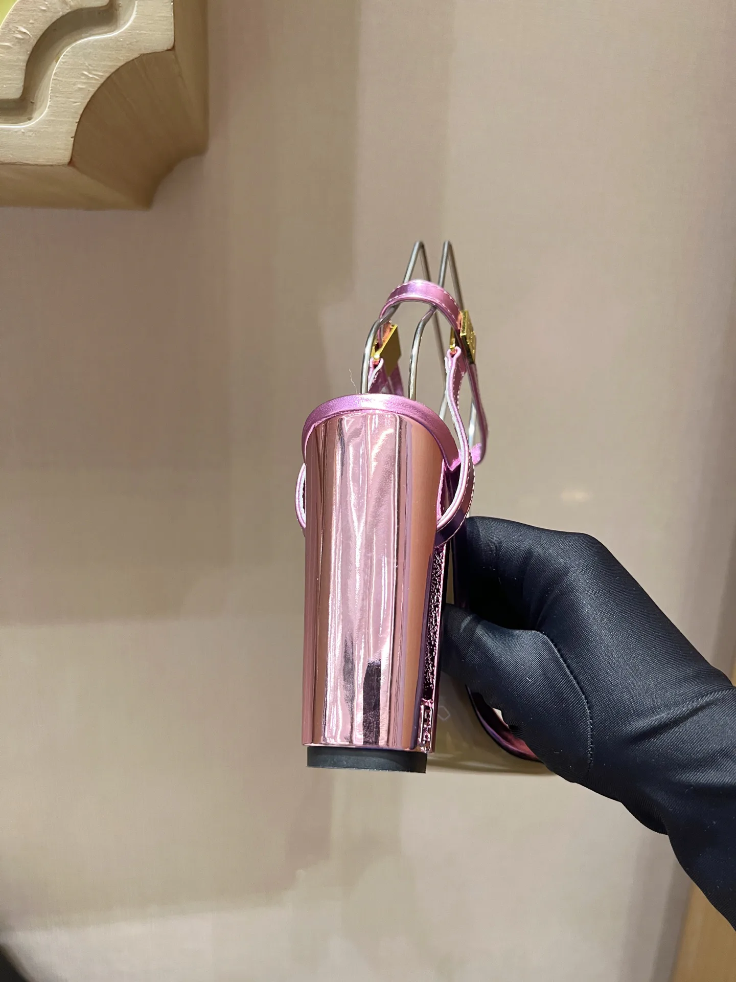 Босоножки Женские Fendi 9288994