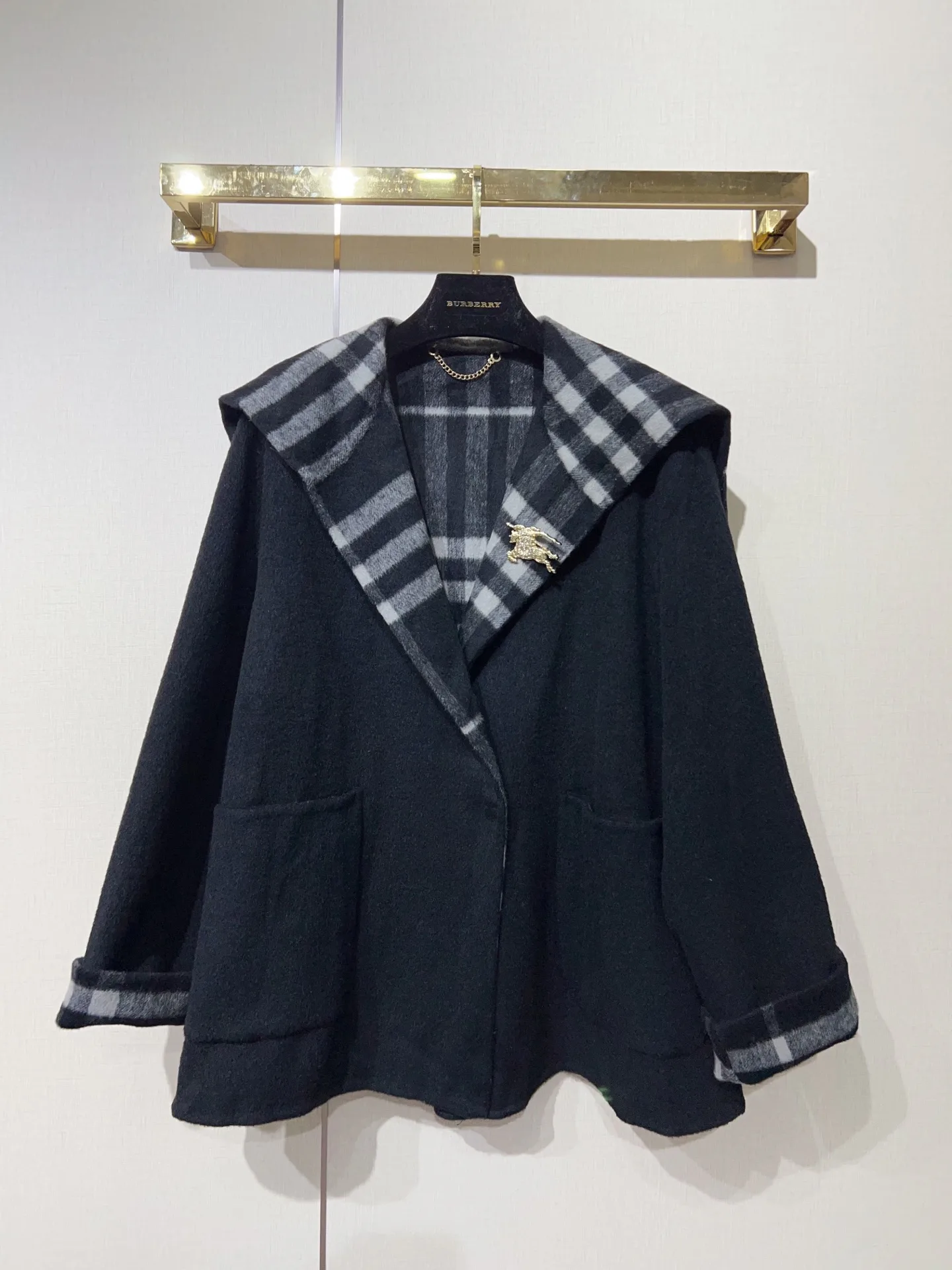 Пальто Женские Burberry 18733731