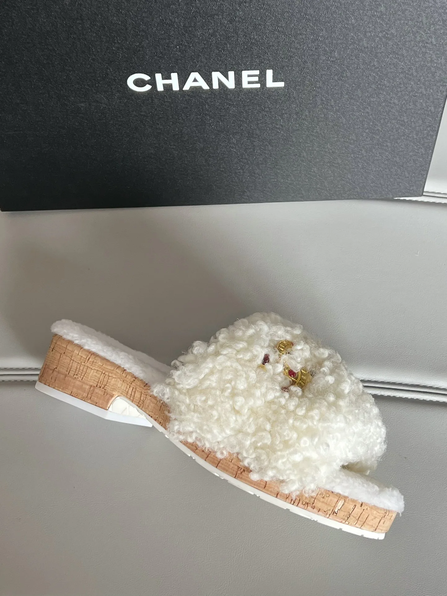 Тапочки Женские Chanel 4539