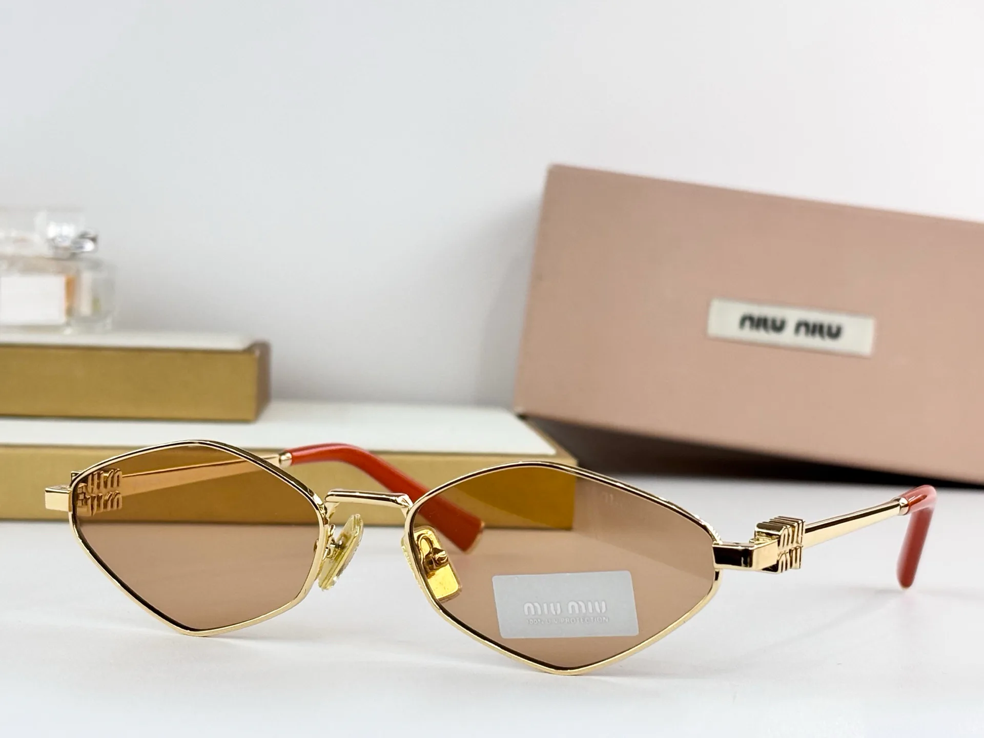 Очки Miu Miu 13434263