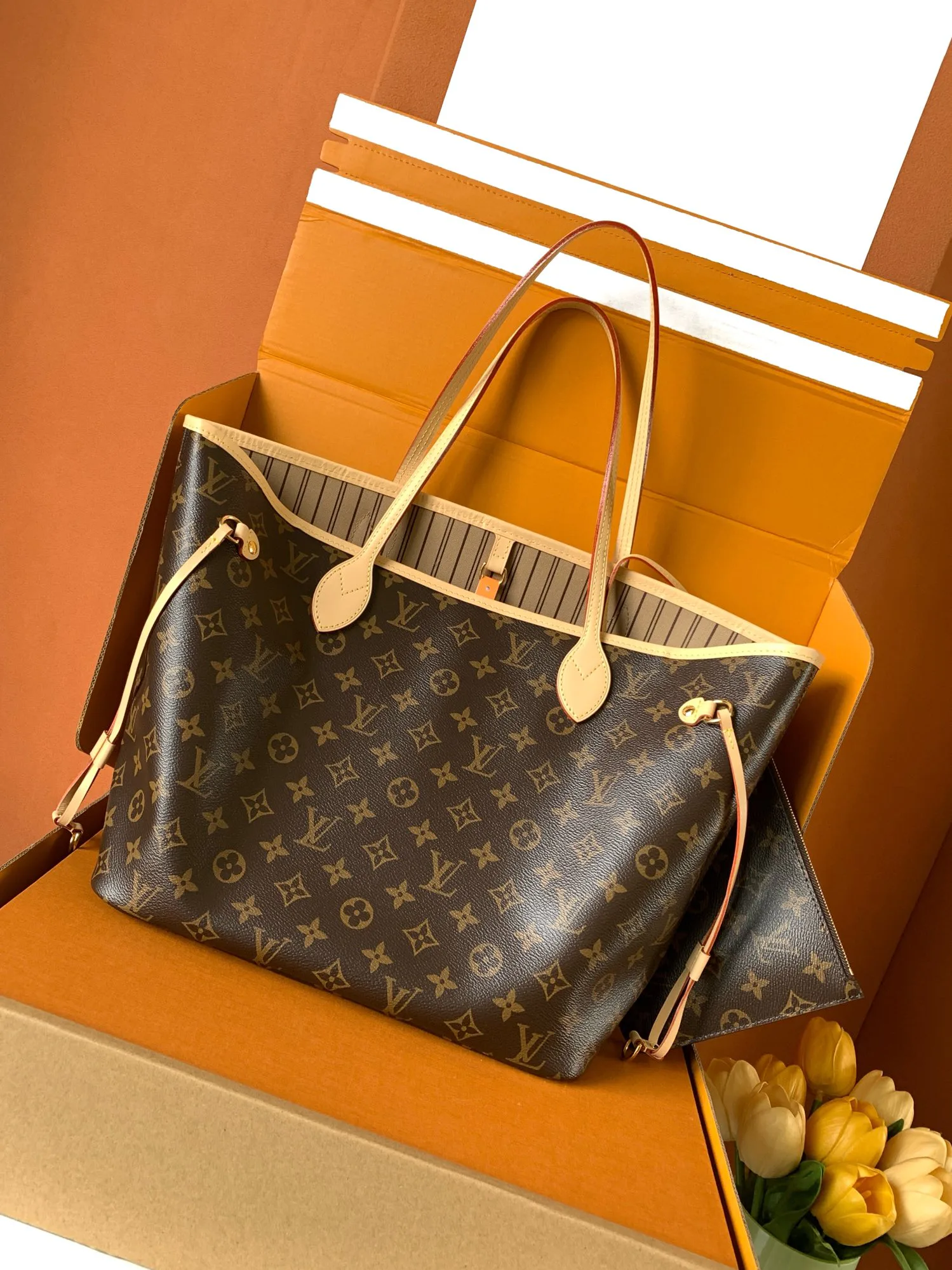 Классические Сумки Женские Louis Vuitton 18156580