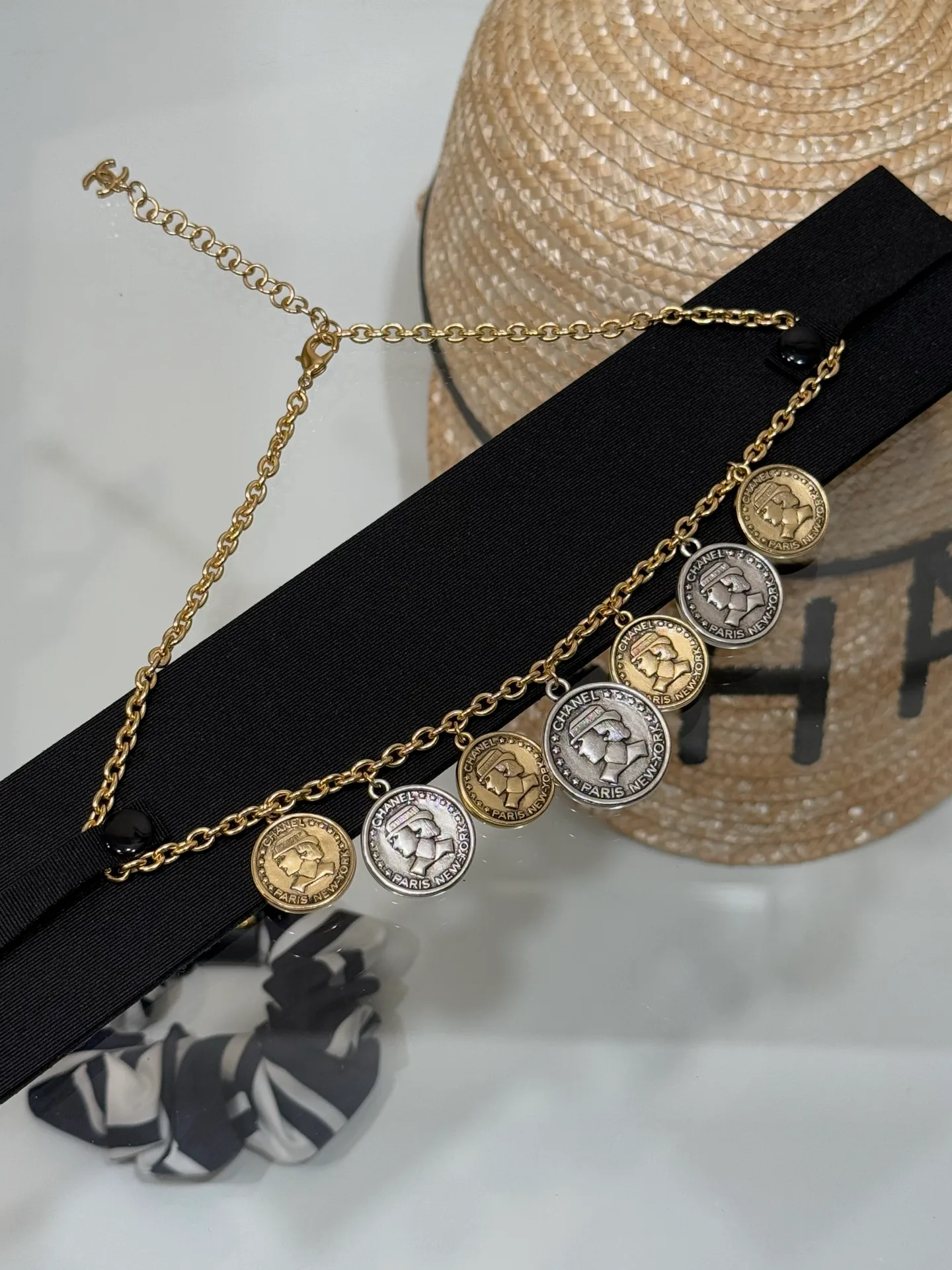Бижутерия Chanel 18059161