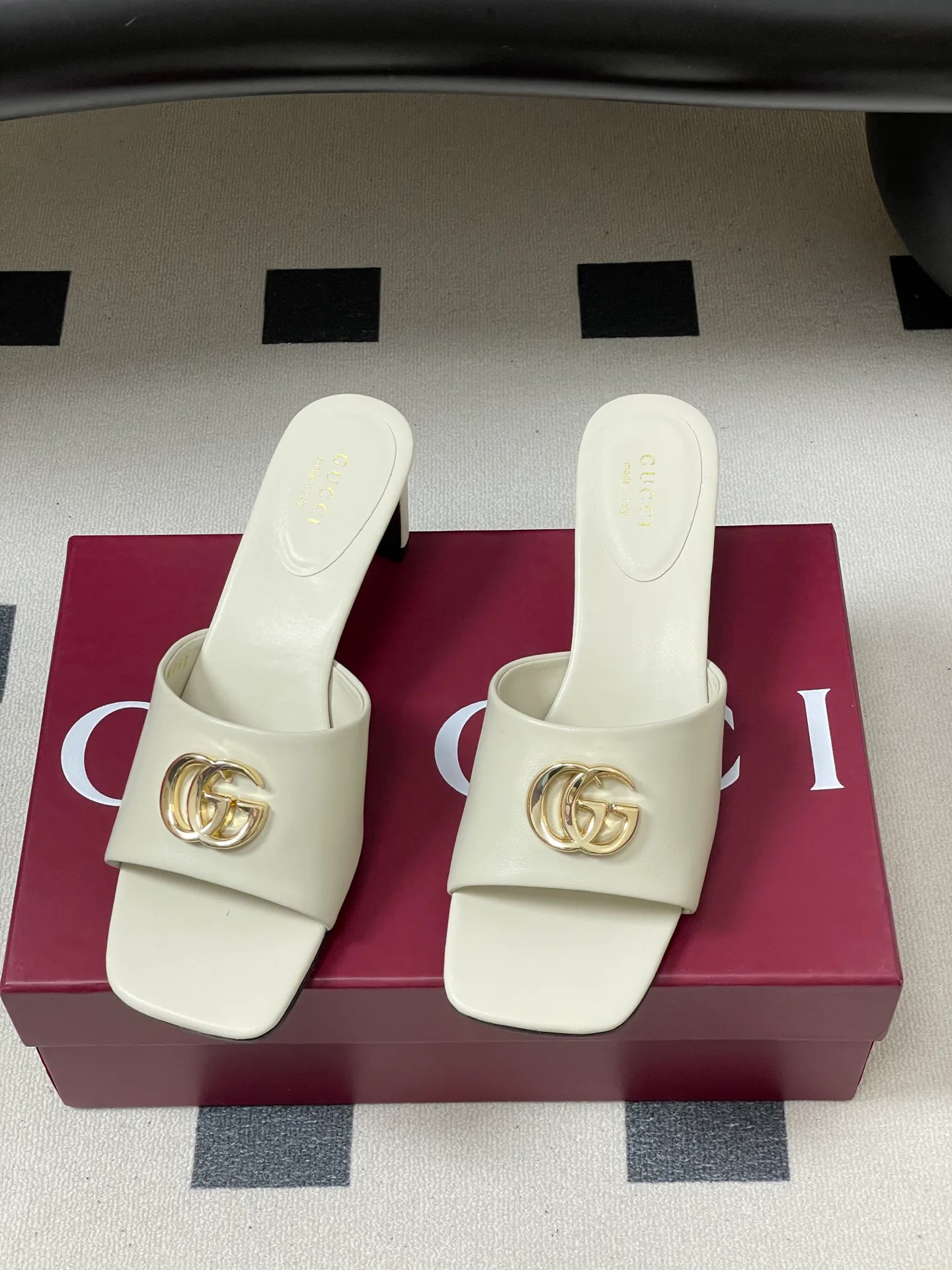 Босоножки Женские Gucci 10395322