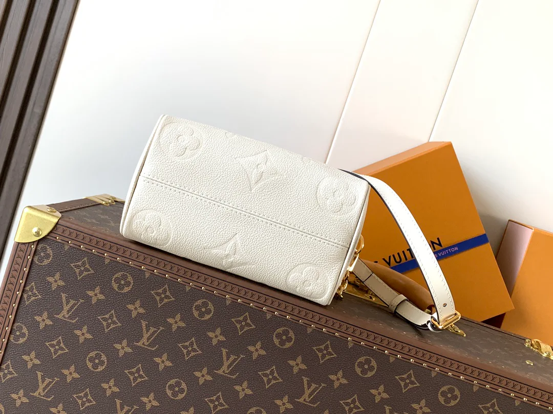 Классические Сумки Женские Louis Vuitton 11488617