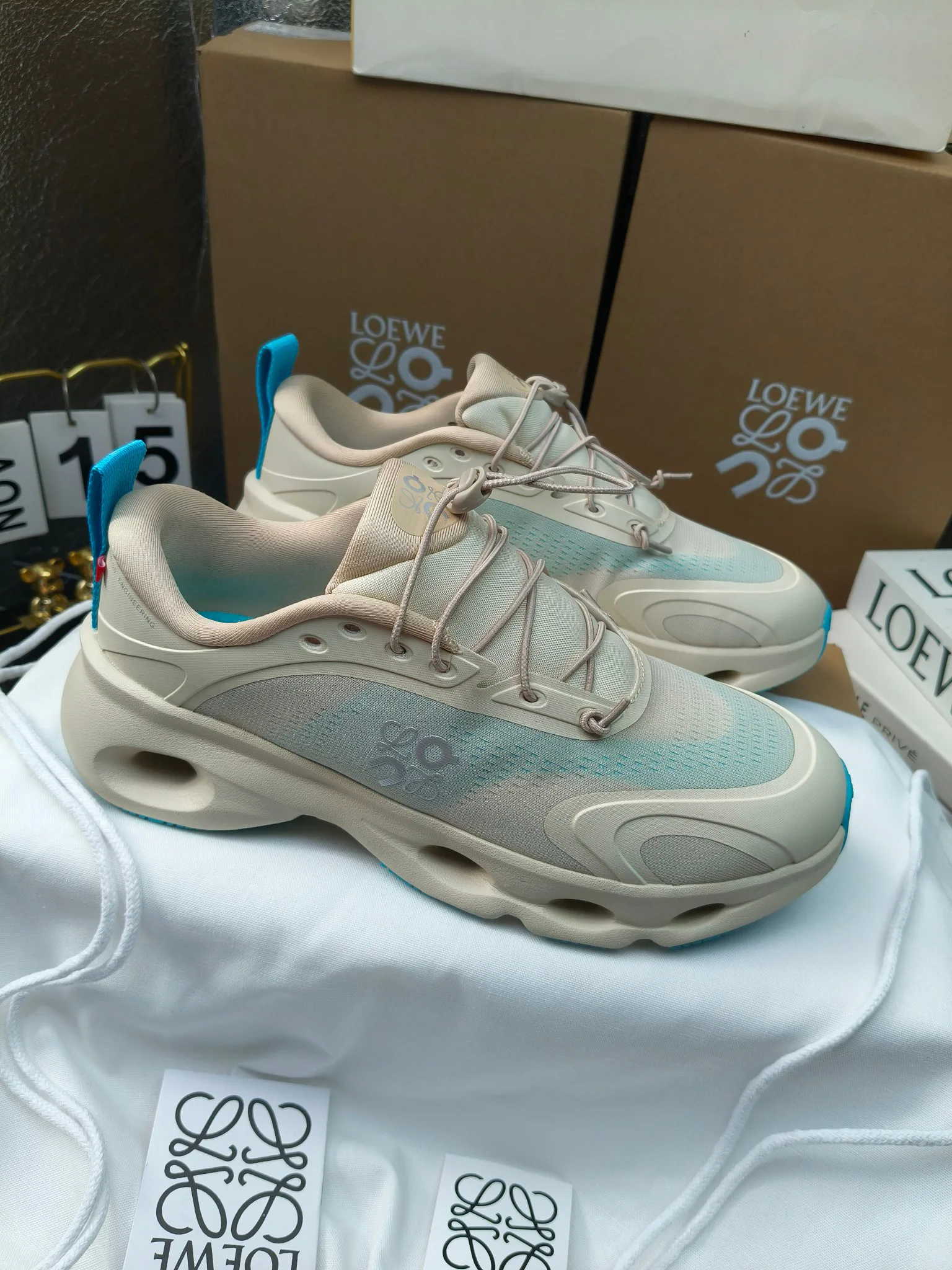 Кроссовки Женские Loewe 1829485