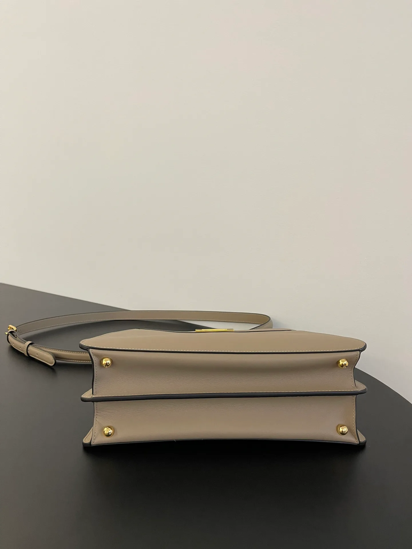 Классические Сумки Женские Fendi 13234515