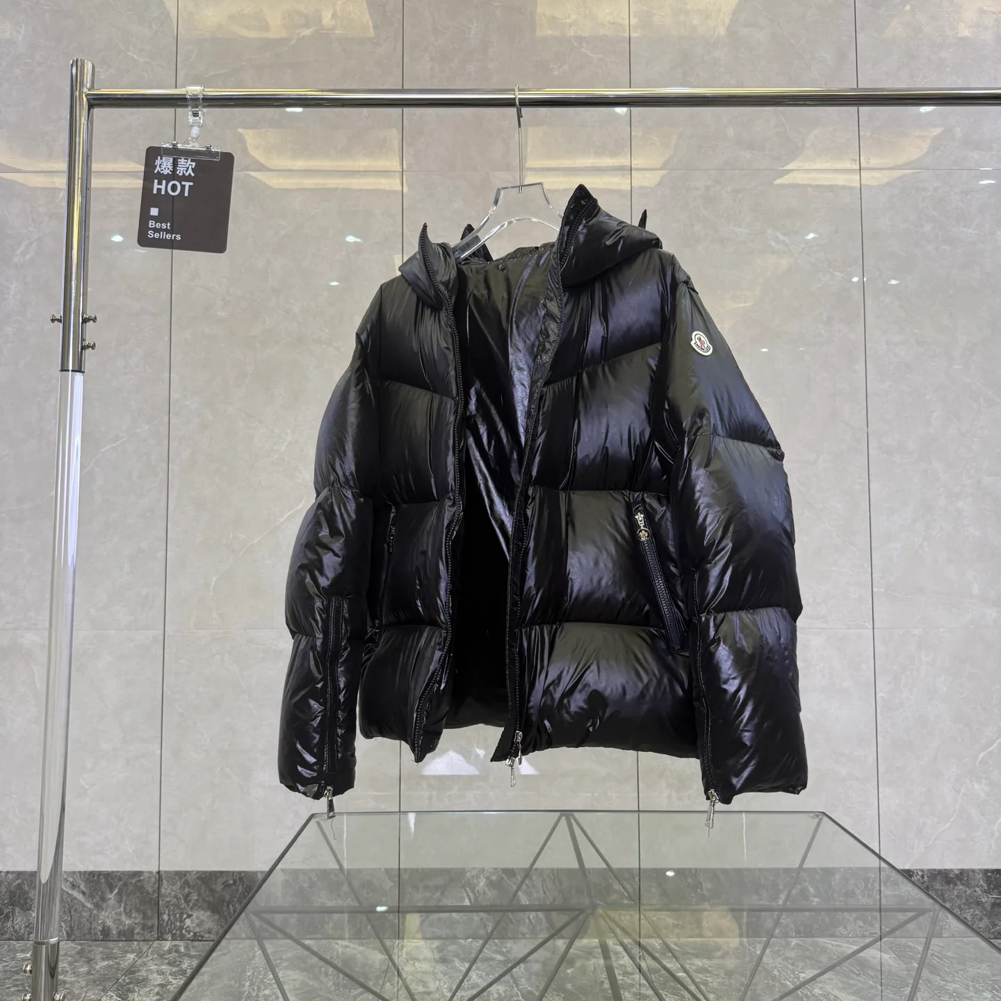 Куртки И Пуховики Женские Moncler 18391716