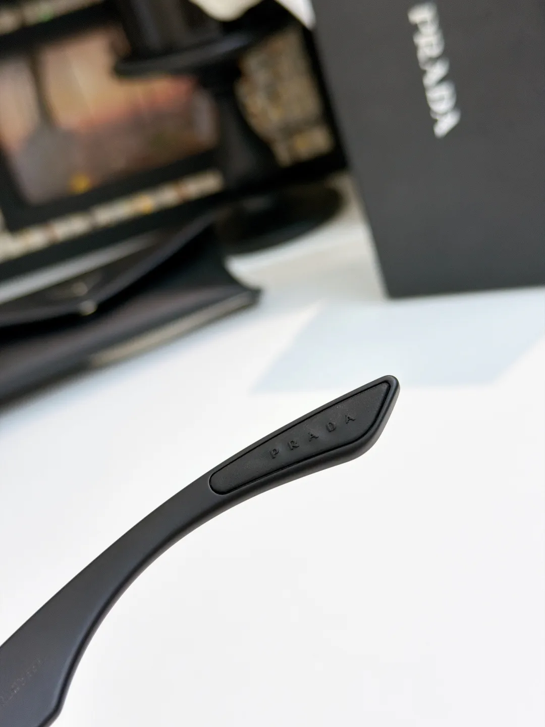 Очки Prada 11633243