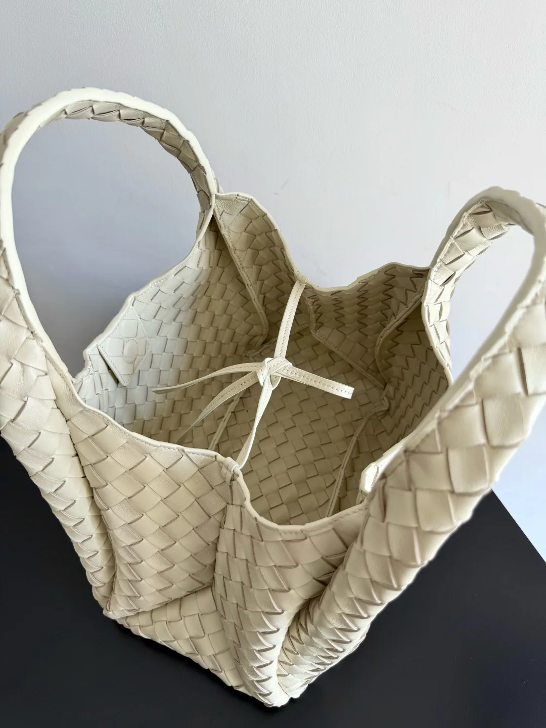 Классические Сумки Женские Bottega Veneta 11877860