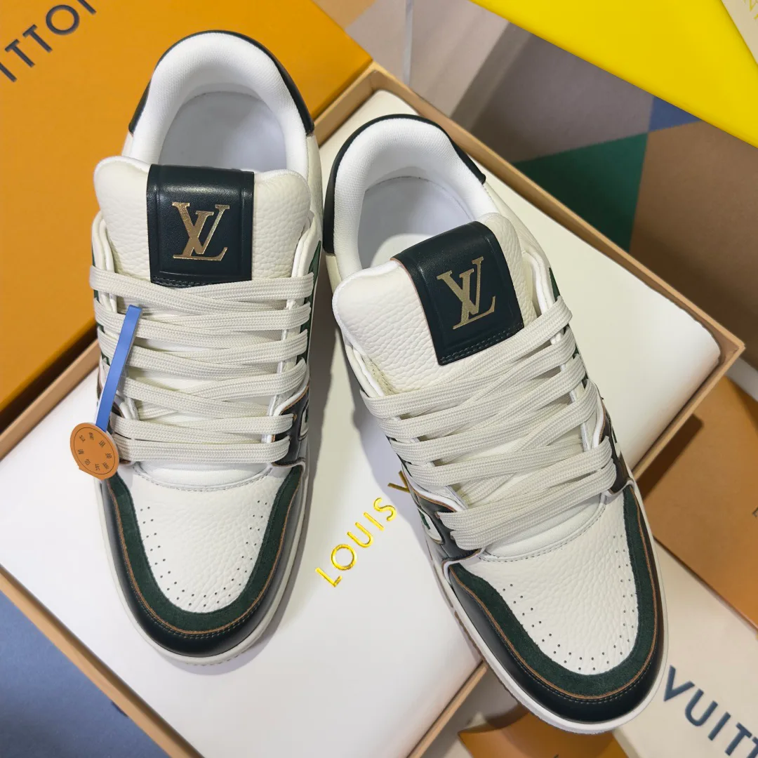 Кроссовки Женские Louis Vuitton 11907234