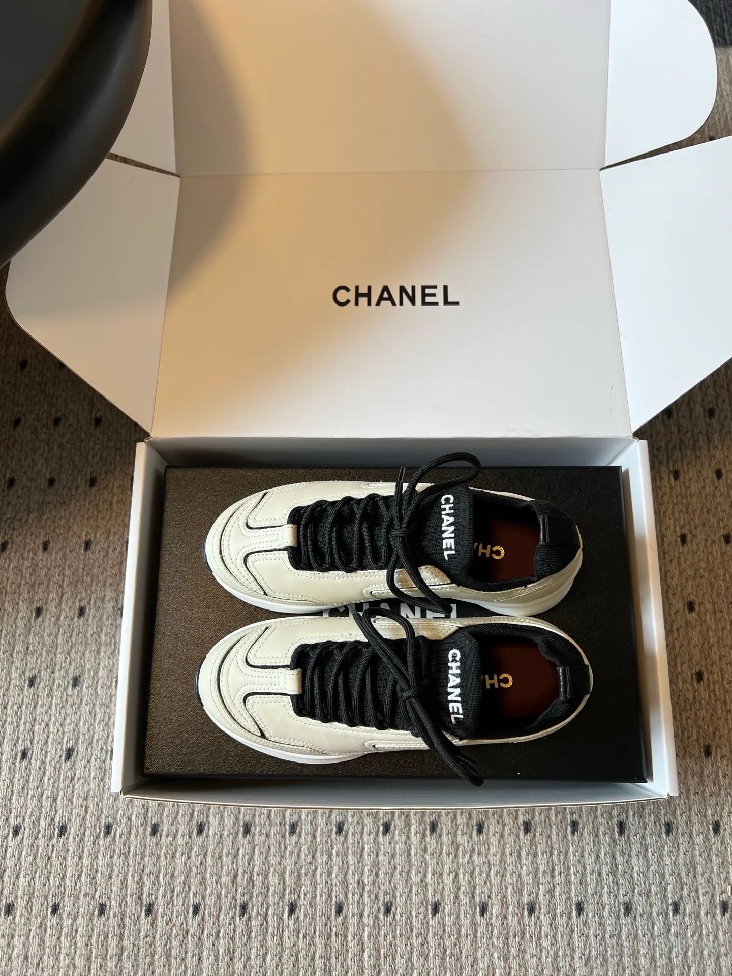 Кроссовки Женские Chanel 17793451