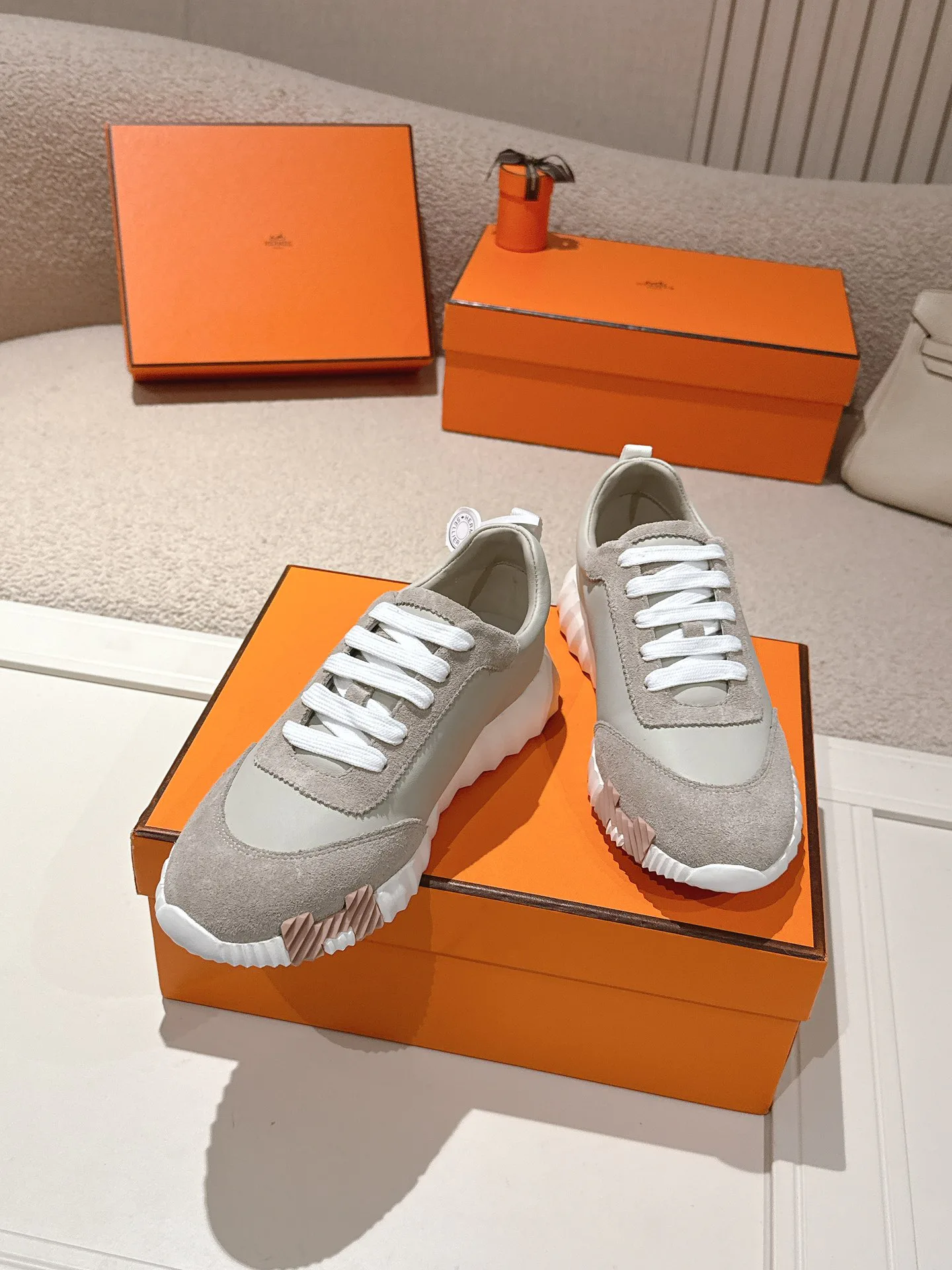 Кроссовки Женские Hermes 2380910