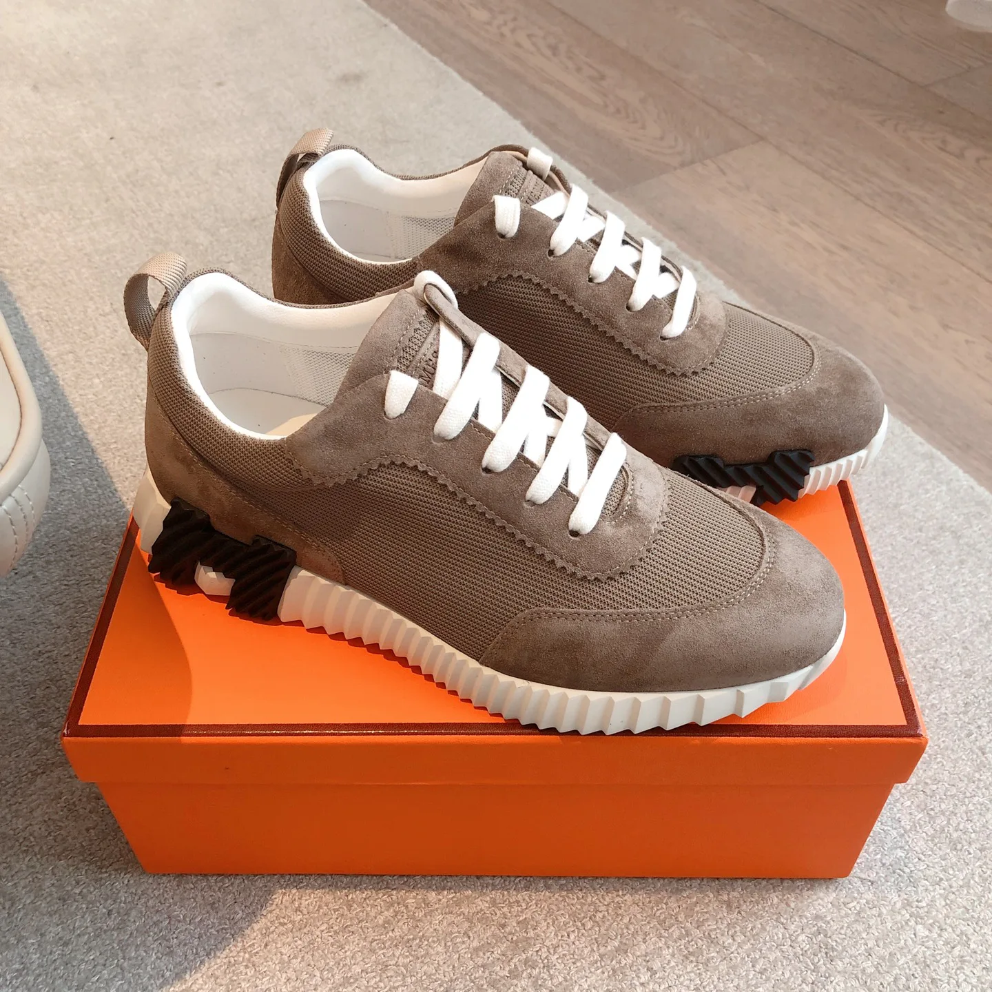 Кроссовки Женские Hermes 1154422