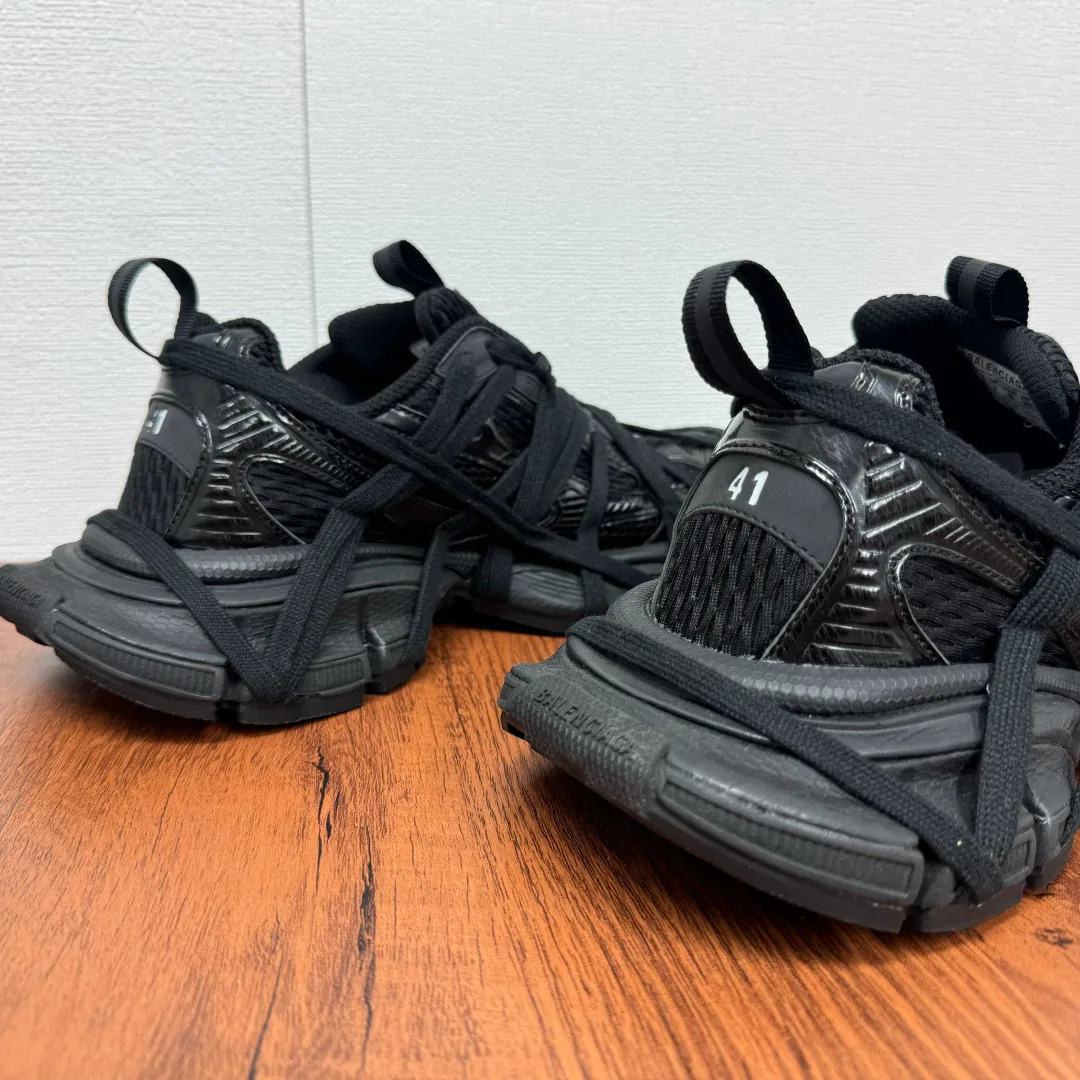 Кроссовки Женские Balenciaga 13216465