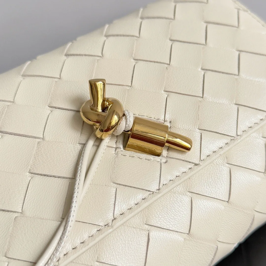 Классические Сумки Женские Bottega Veneta 11656932