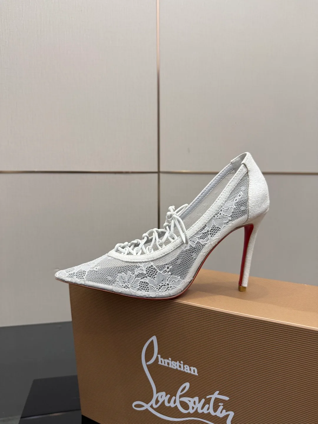 Туфли Женские Christian Louboutin 374990