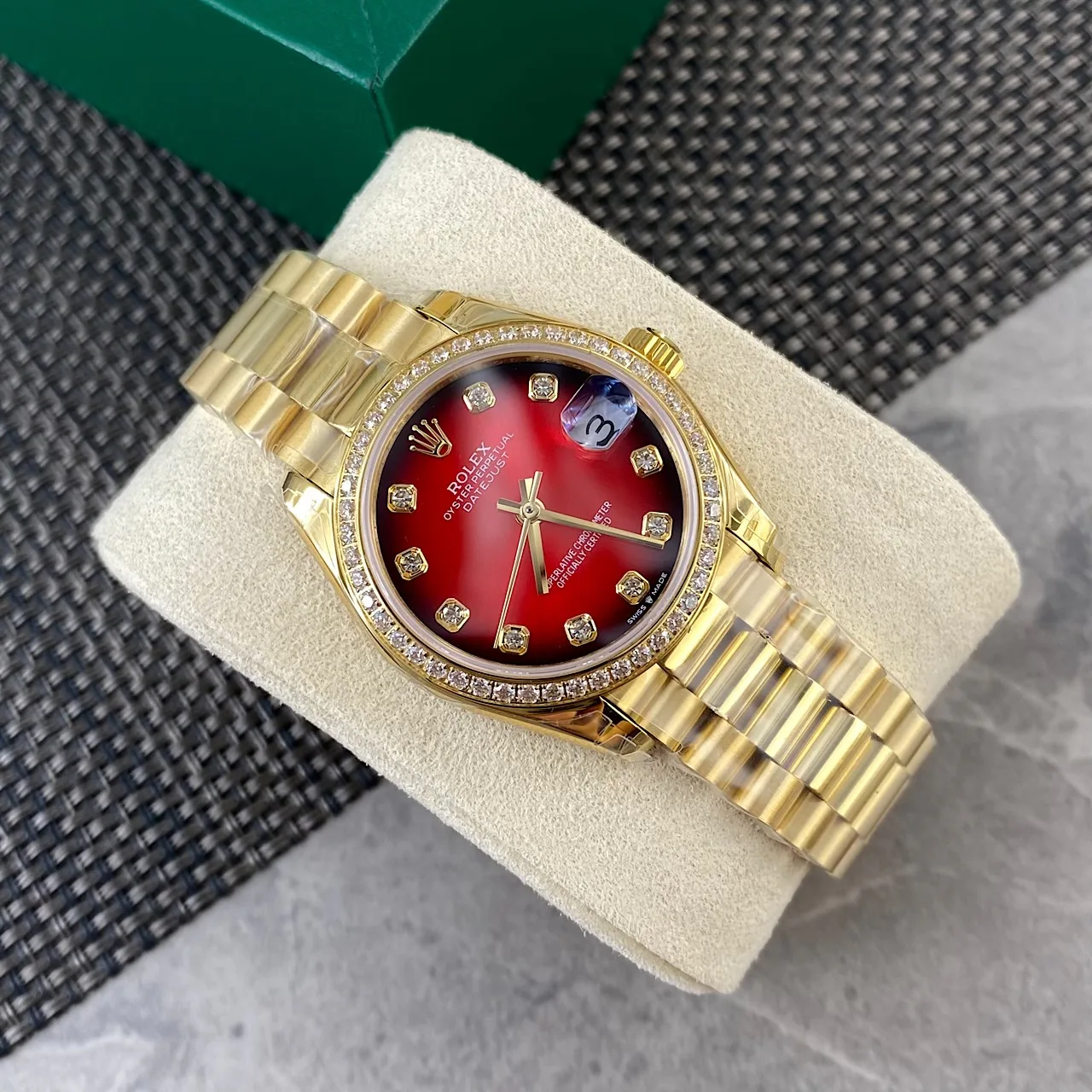 Часы Женские Rolex 1284311