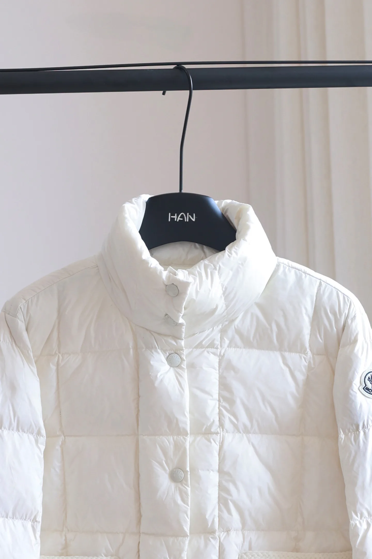 Куртки И Пуховики Женские Moncler 18184518