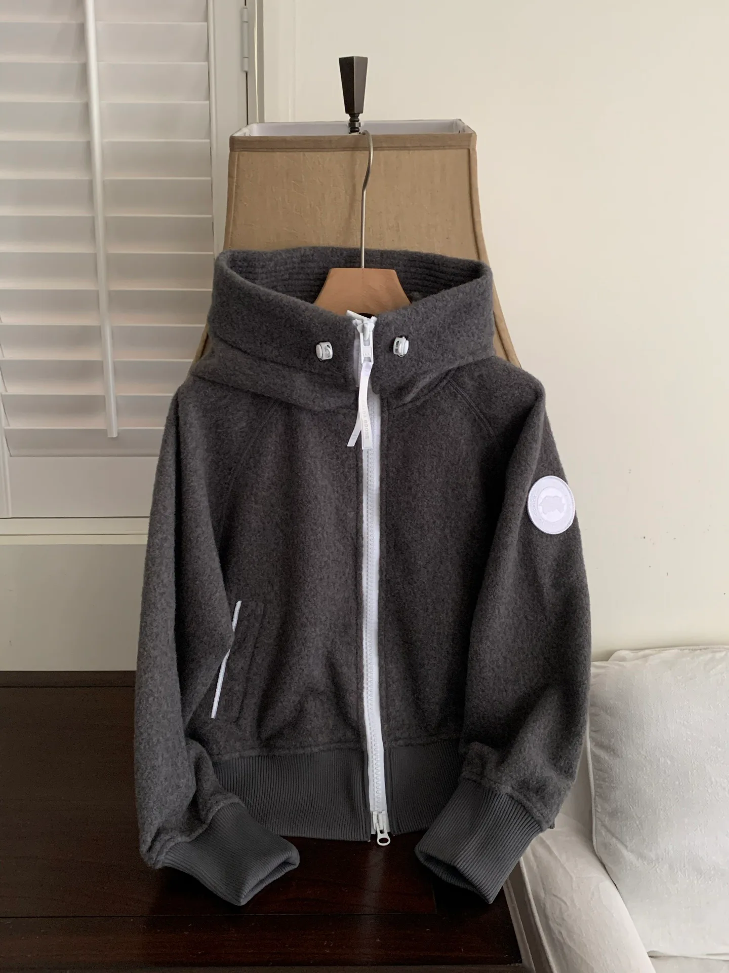 Куртки И Пуховики Женские Canada Goose 4443508