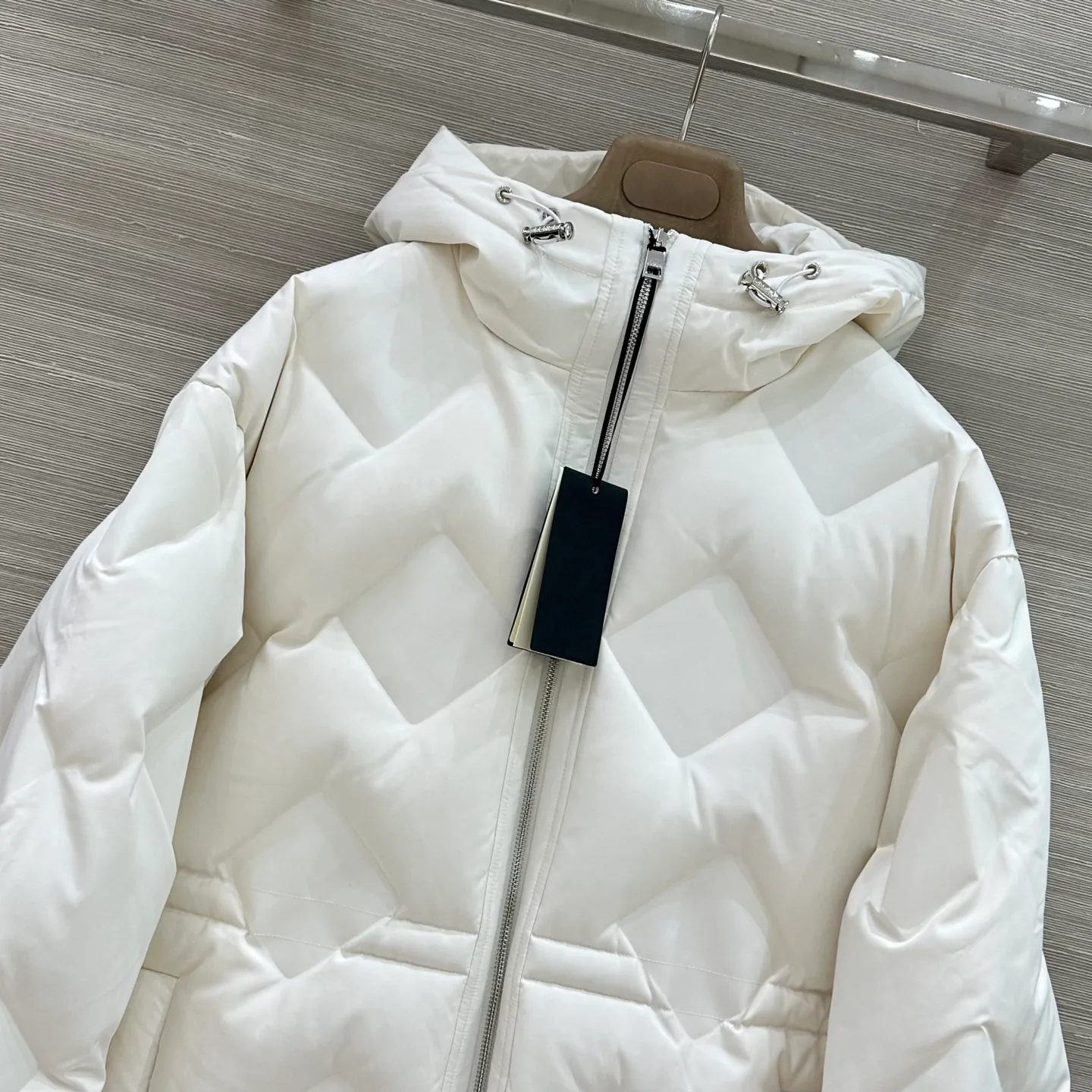 Куртки И Пуховики Женские Fendi 18250116