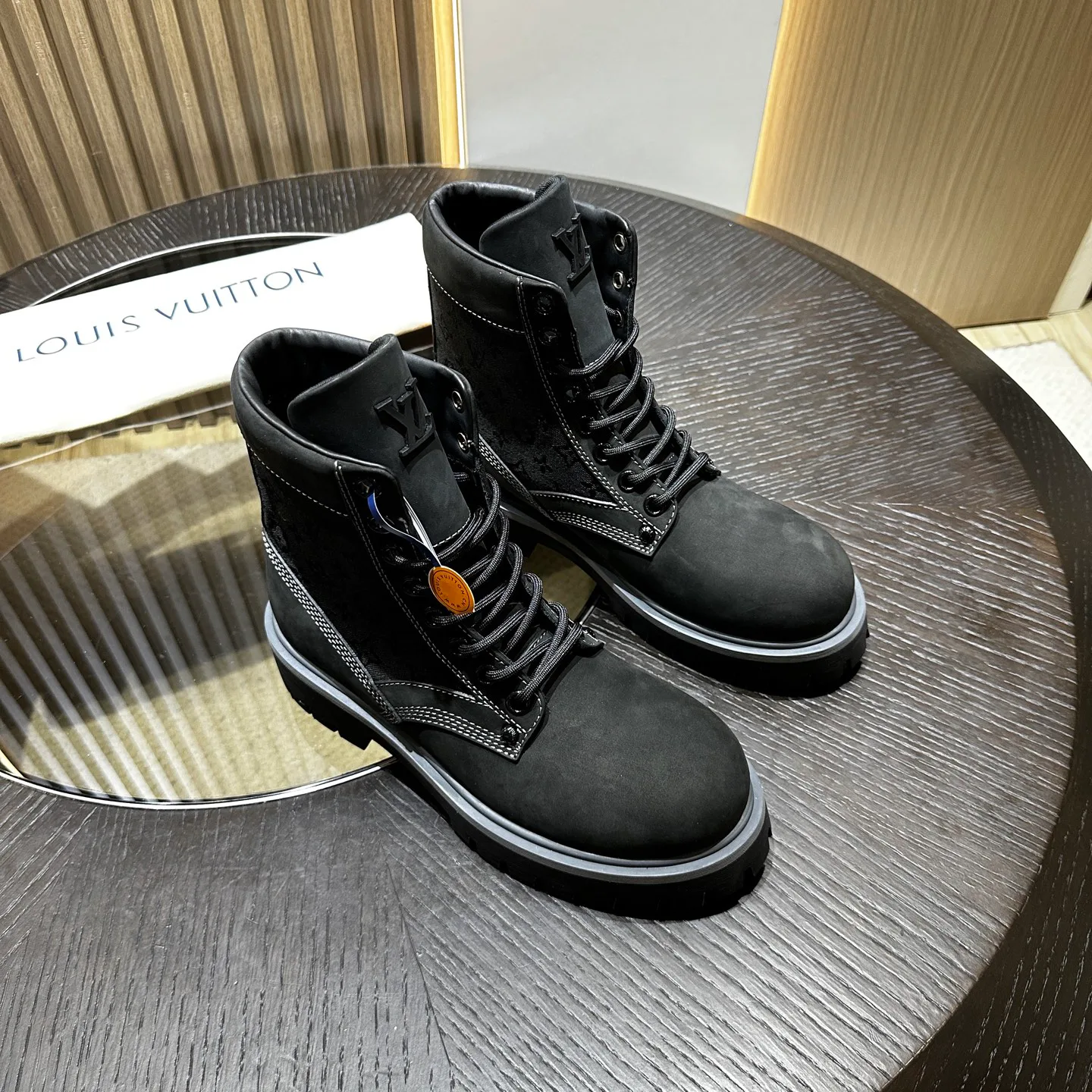 Ботинки Мужские Louis Vuitton 18995425