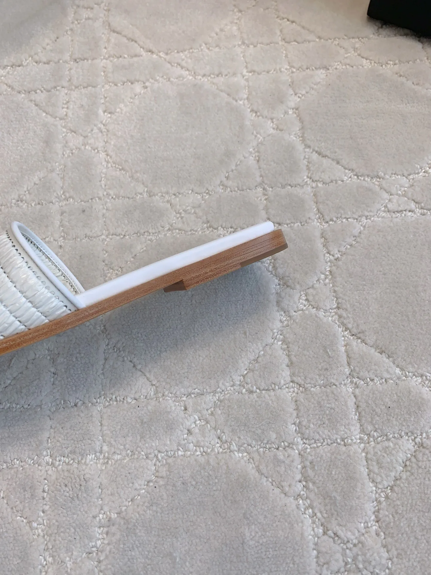 Шлепанцы Женские Prada 32441