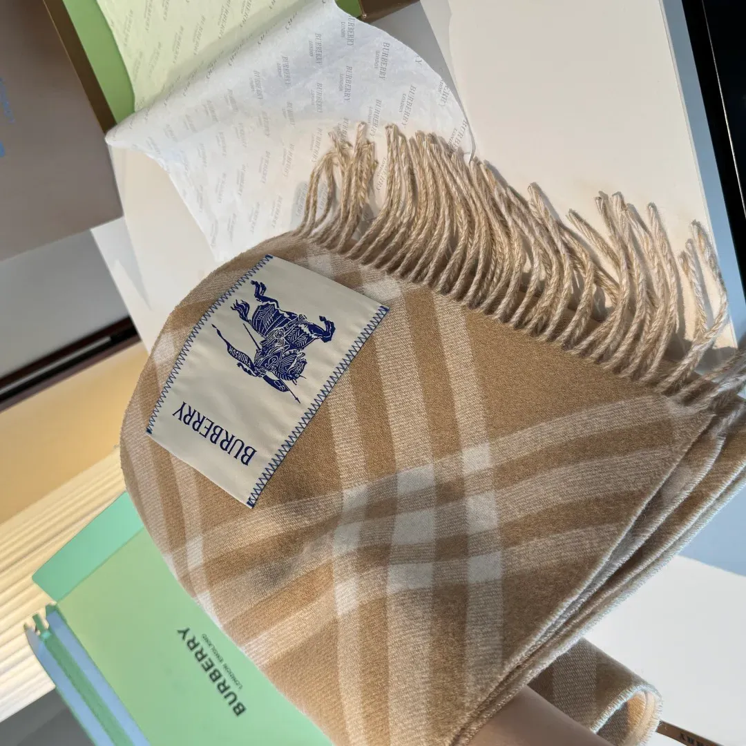 Шарфы Burberry 124005