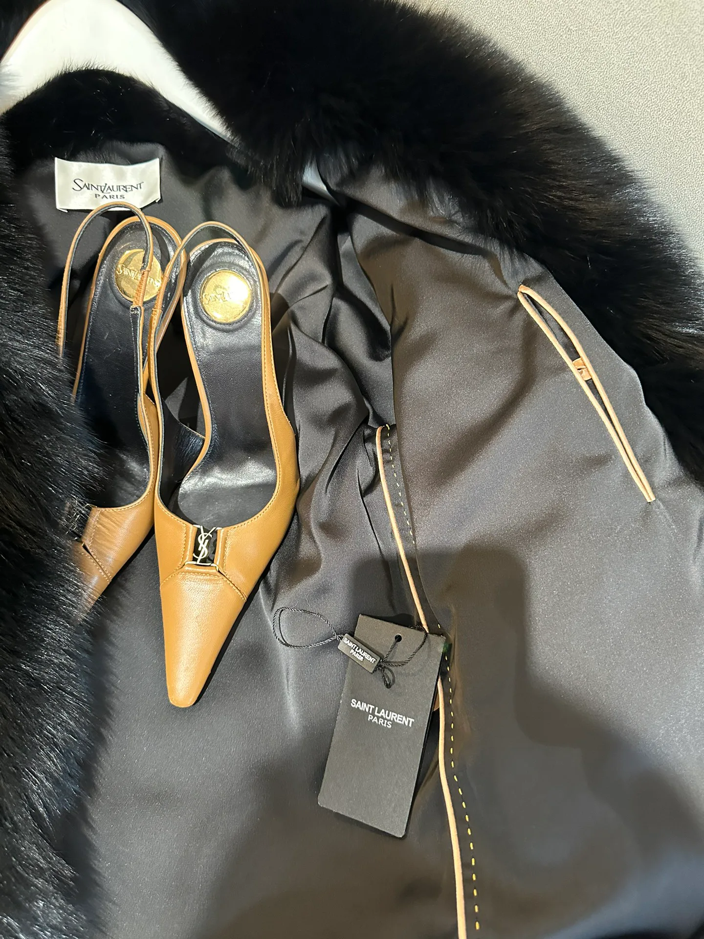 Шубы Женские Saint Laurent 18040754