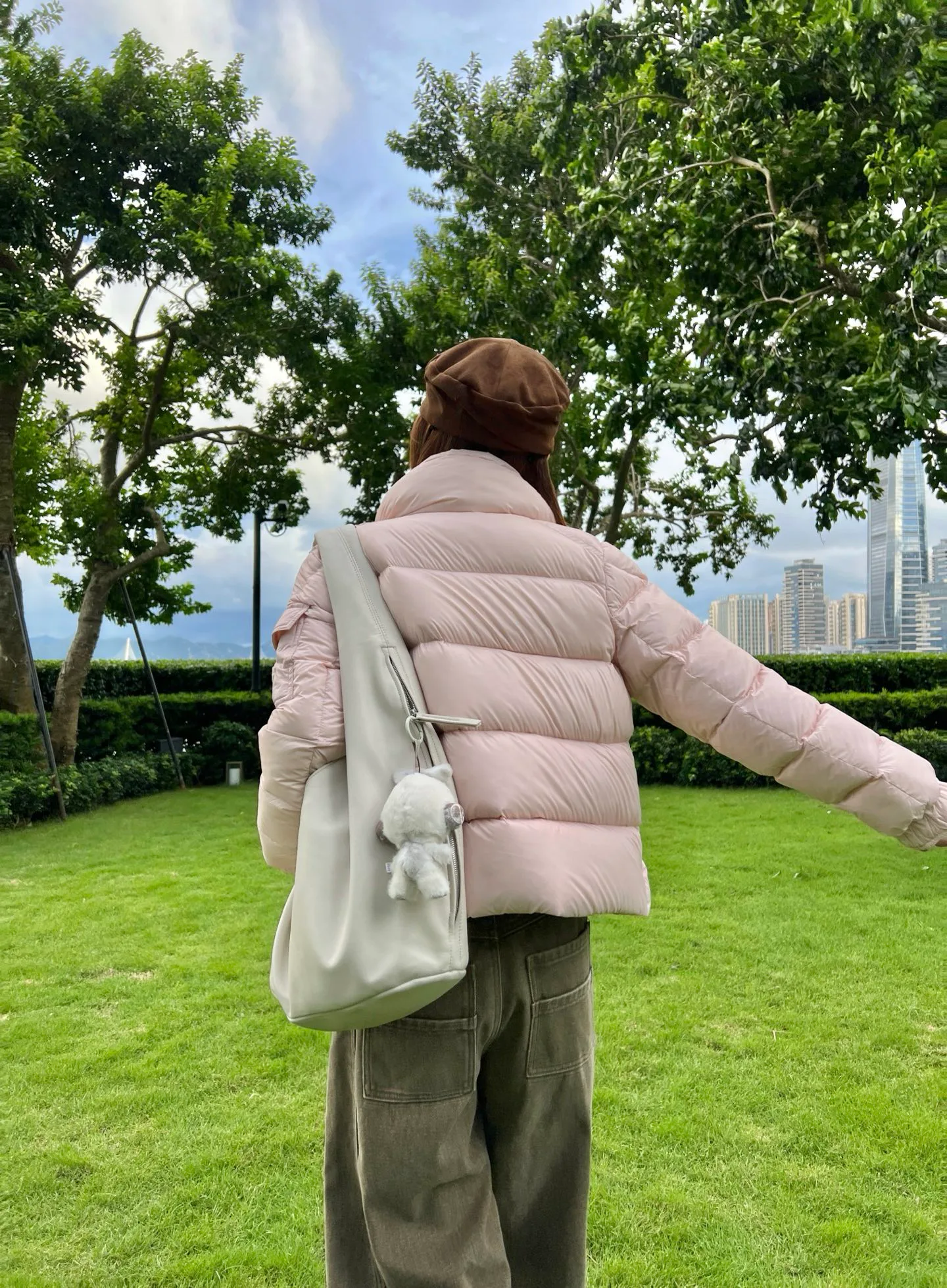 Куртки И Пуховики Женские Moncler 18710730
