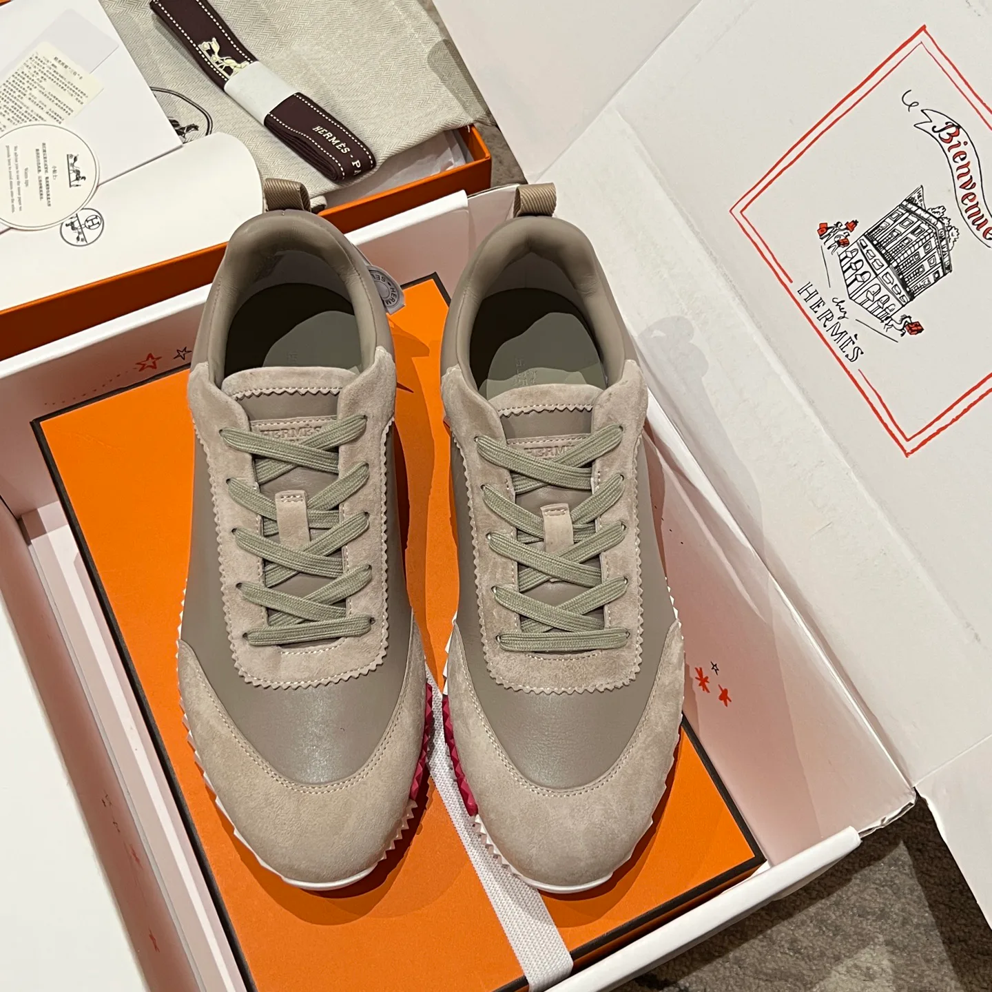 Кроссовки Женские Hermes 18080315